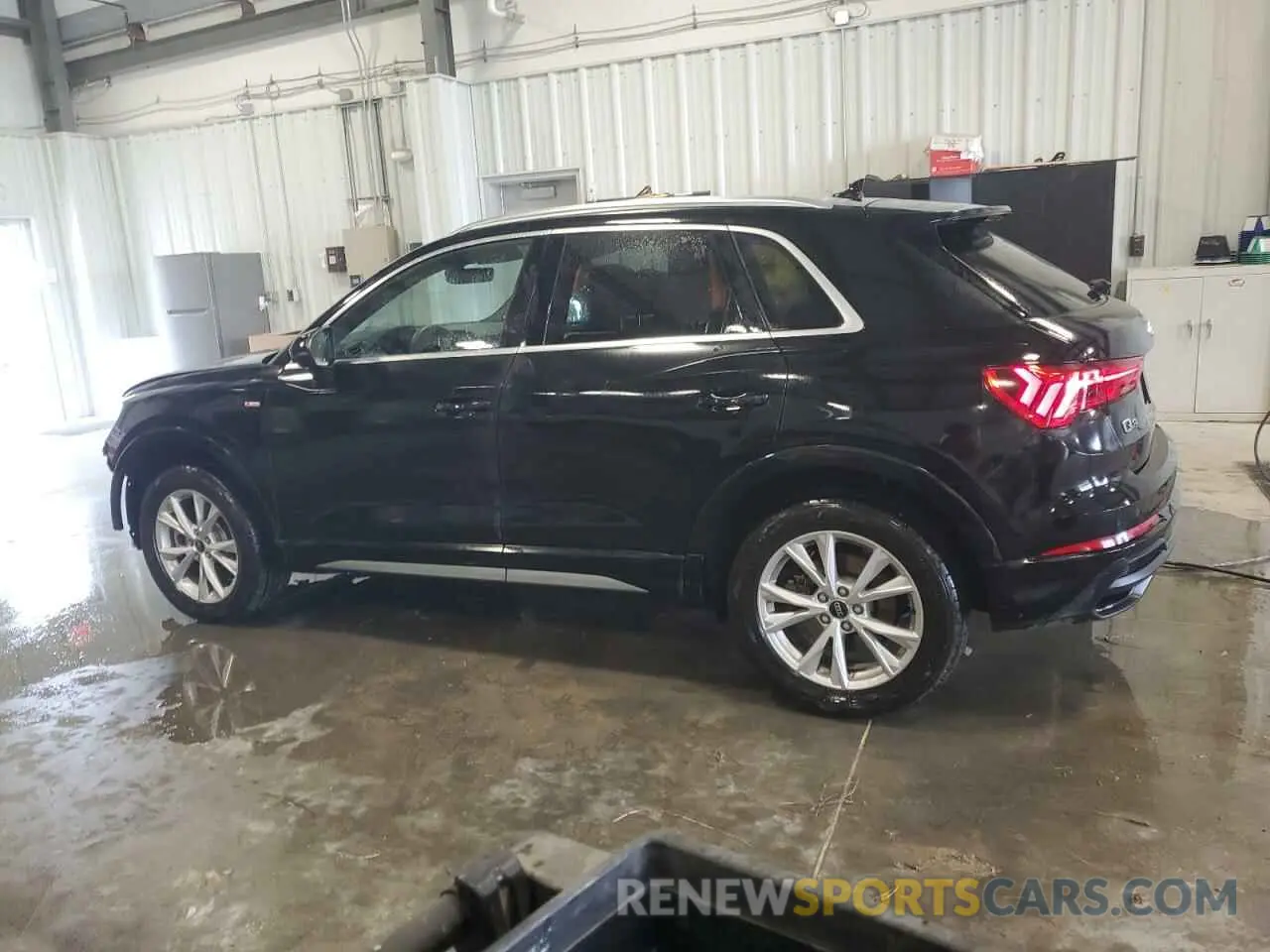 2 Photograph of a damaged car WA1DECF37R1095275 AUDI Q3 2024