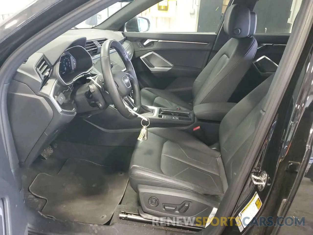 7 Photograph of a damaged car WA1DECF37R1095275 AUDI Q3 2024