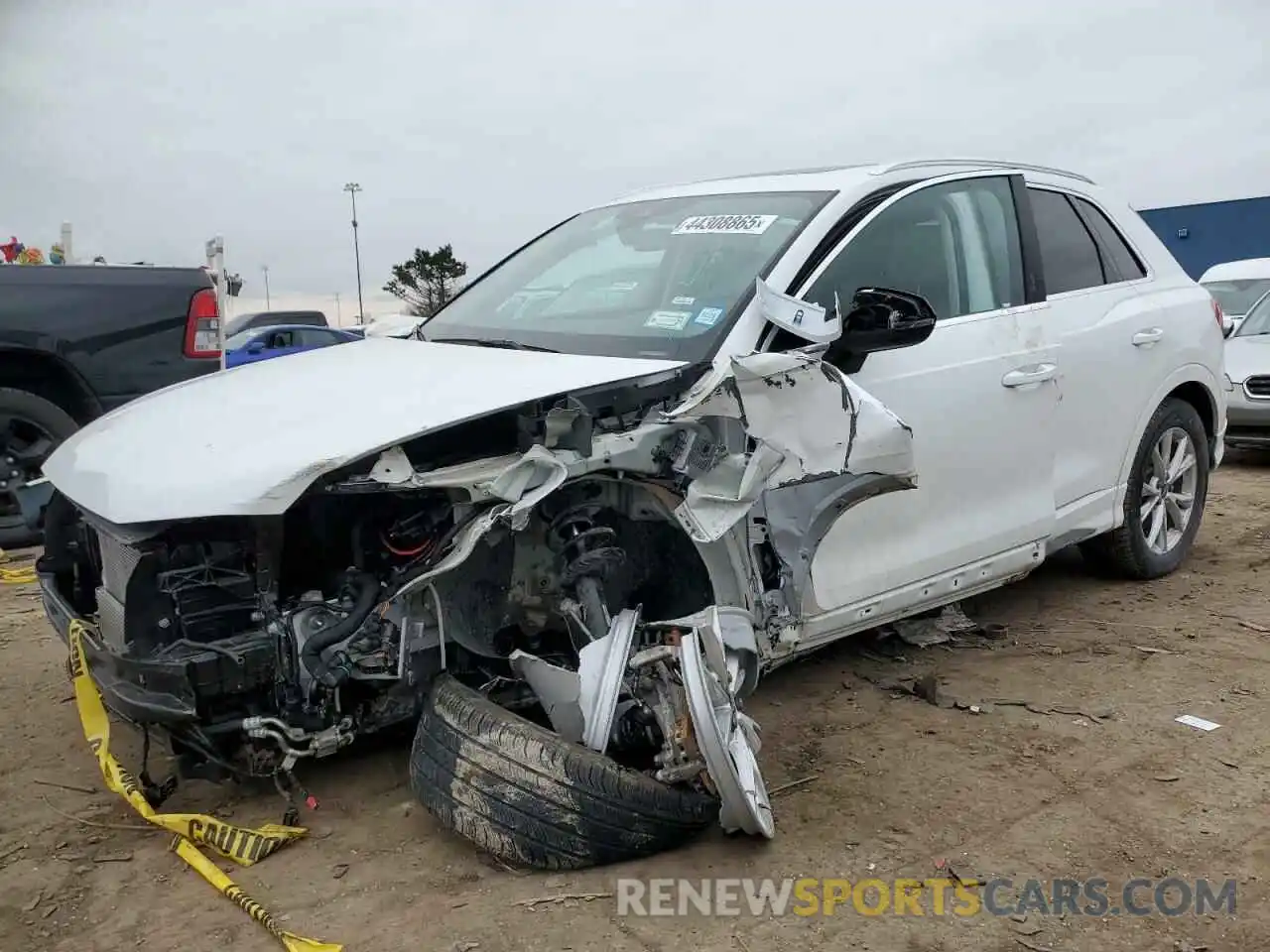 1 Photograph of a damaged car WA1DECF37R1108722 AUDI Q3 2024