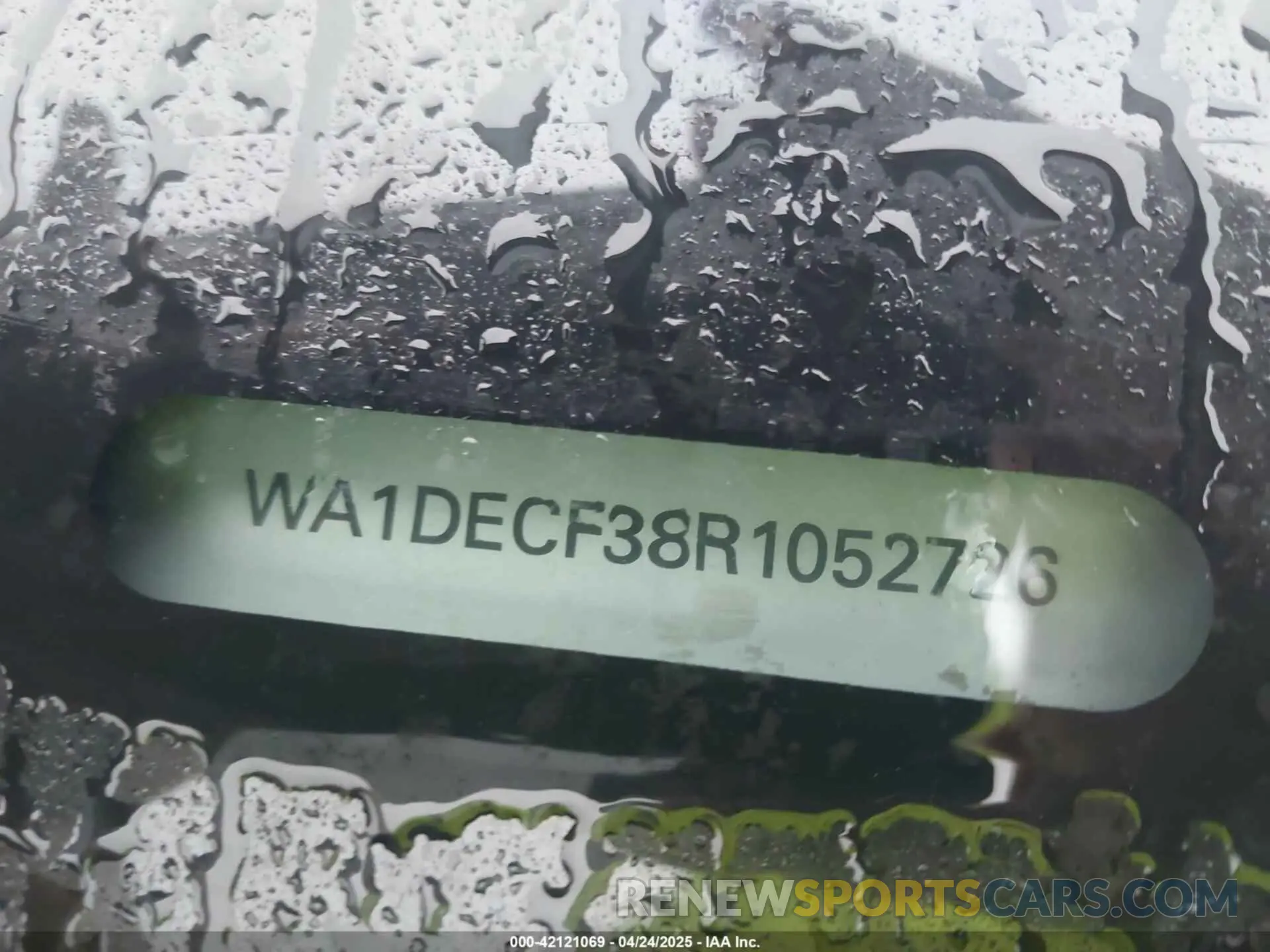 9 Photograph of a damaged car WA1DECF38R1052726 AUDI Q3 2024
