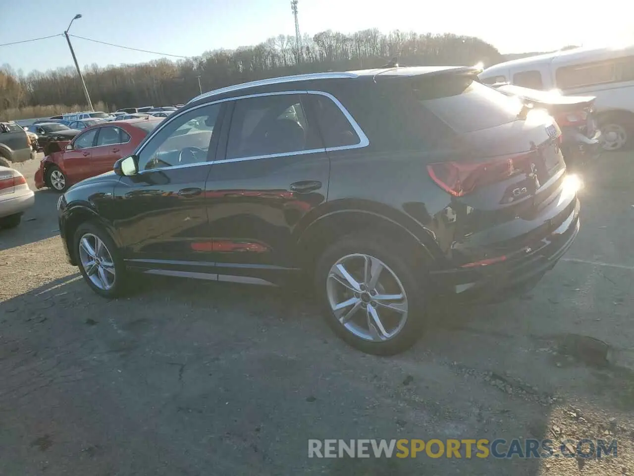 2 Photograph of a damaged car WA1DECF38R1122726 AUDI Q3 2024