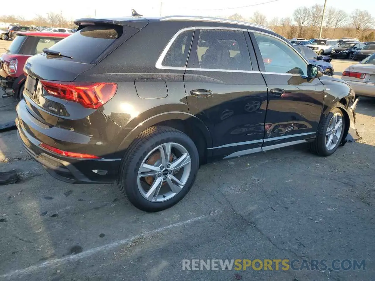 3 Photograph of a damaged car WA1DECF38R1122726 AUDI Q3 2024