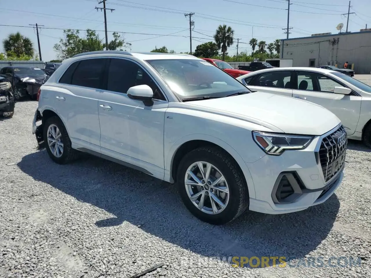 4 Photograph of a damaged car WA1DECF39R1059619 AUDI Q3 2024