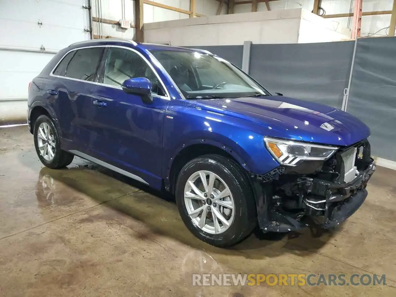 4 Photograph of a damaged car WA1DECF3XR1055594 AUDI Q3 2024