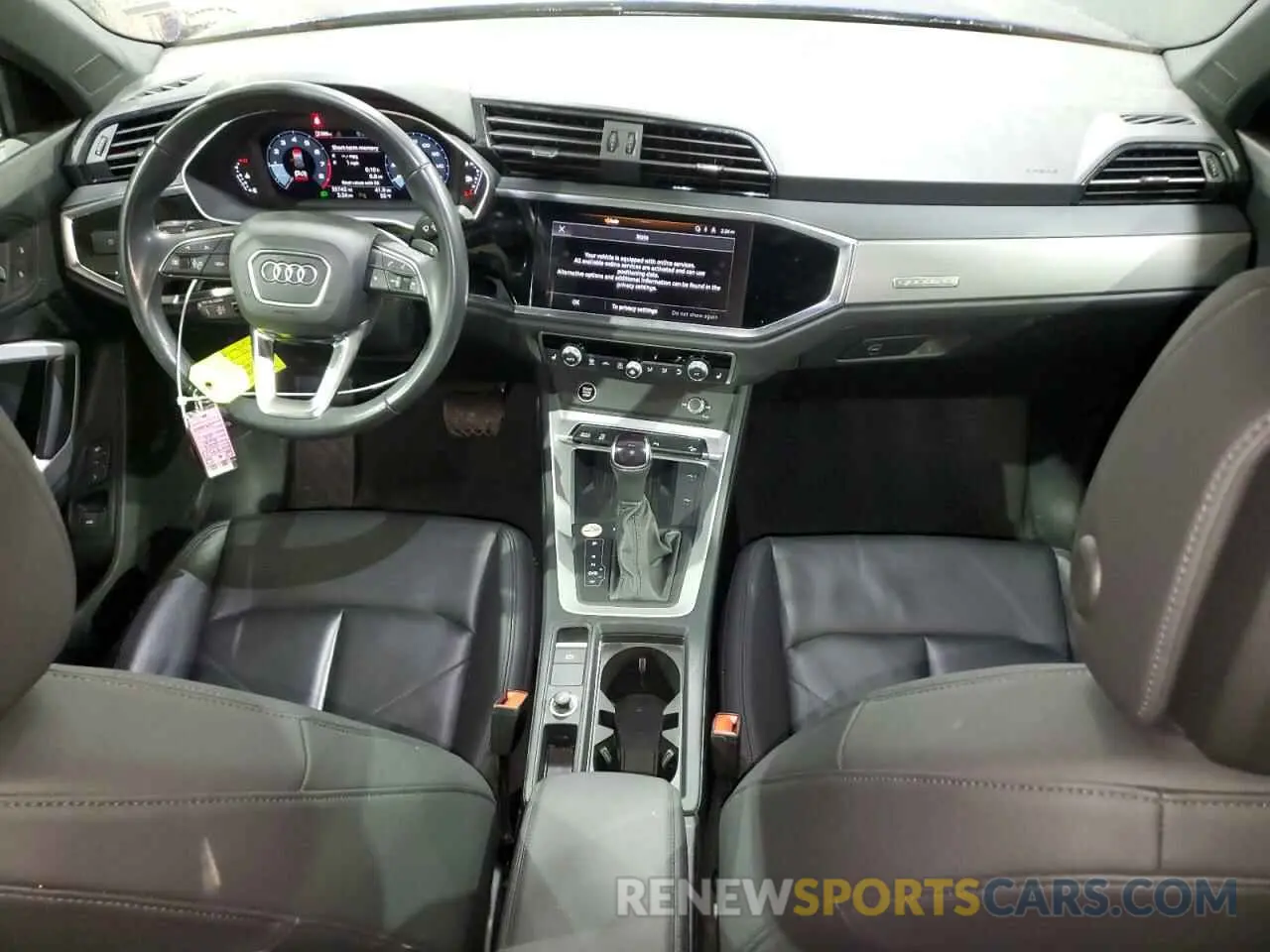 8 Photograph of a damaged car WA1DECF3XR1055594 AUDI Q3 2024