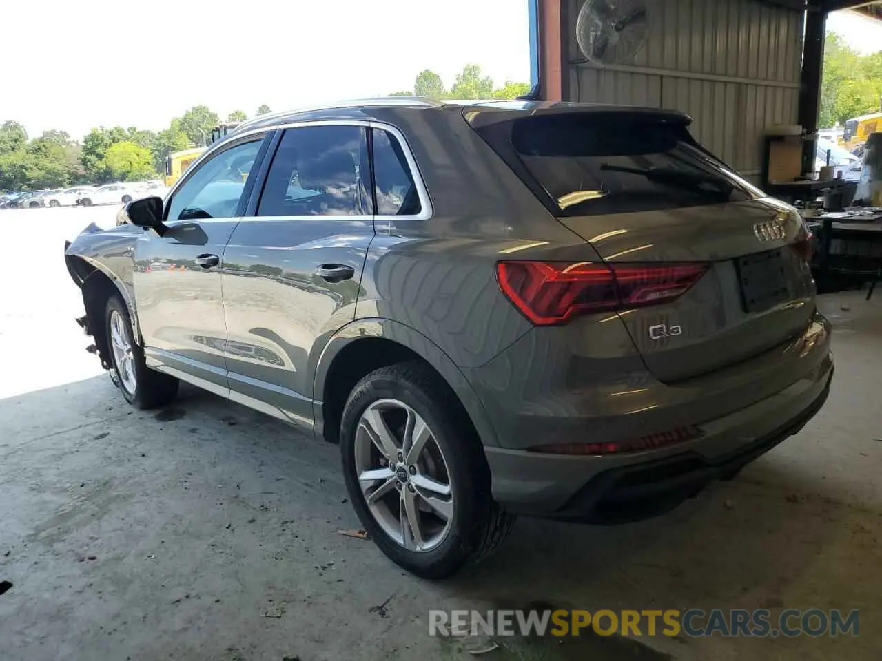 2 Photograph of a damaged car WA1EECF30R1097907 AUDI Q3 2024