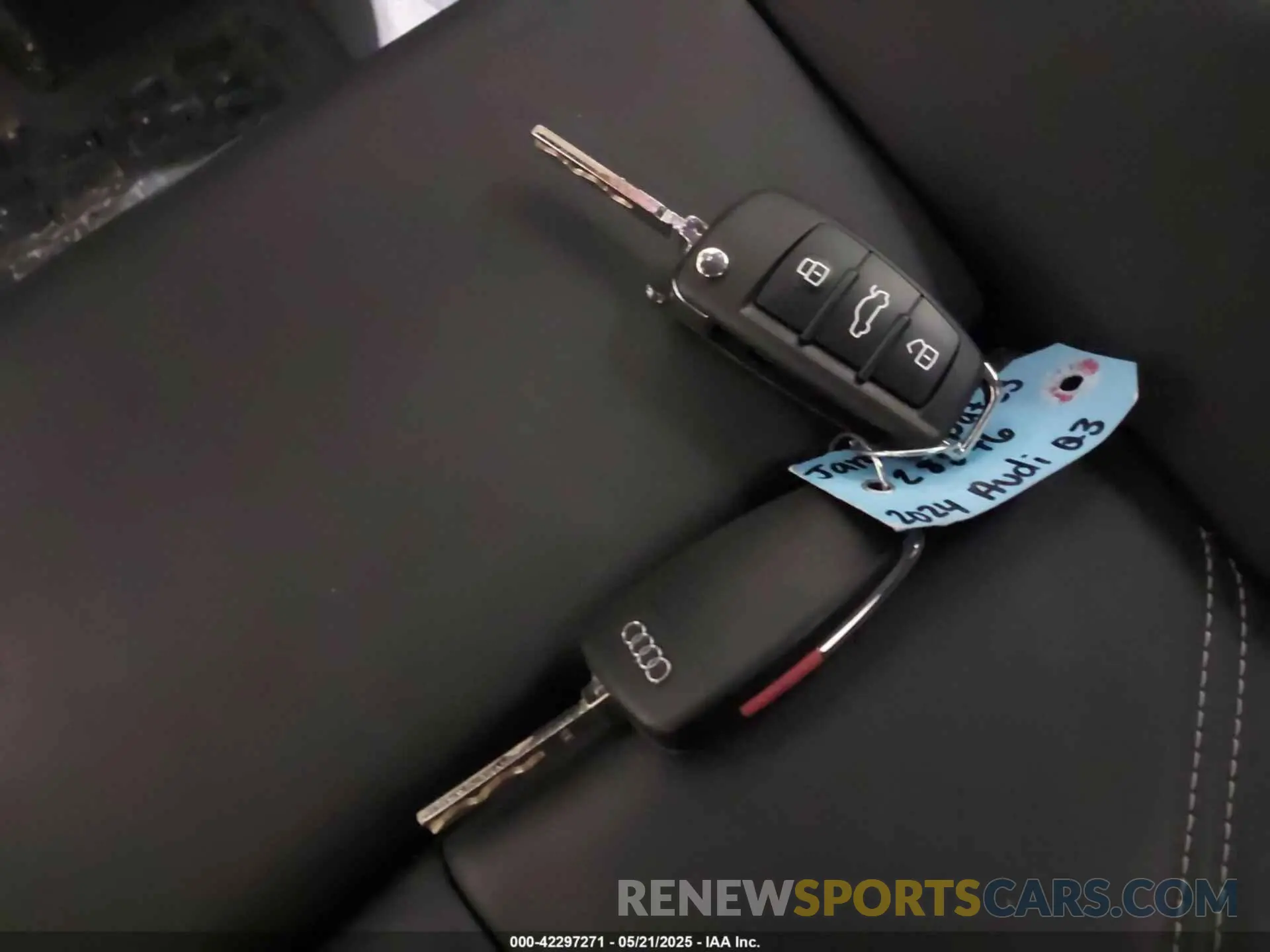 11 Photograph of a damaged car WA1EECF30R1156373 AUDI Q3 2024