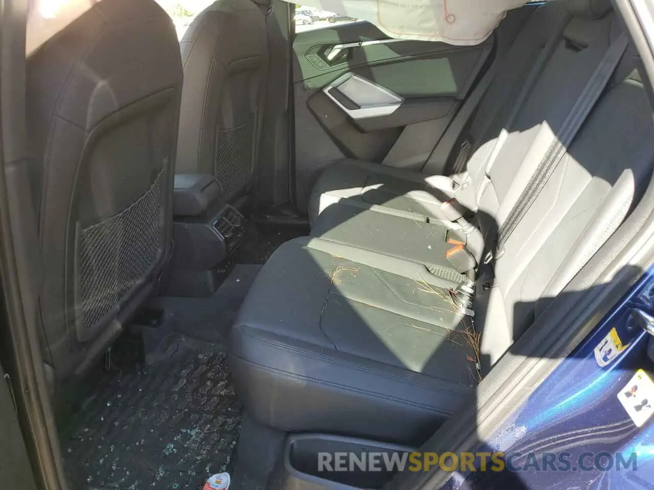 11 Photograph of a damaged car WA1EECF30R1165686 AUDI Q3 2024