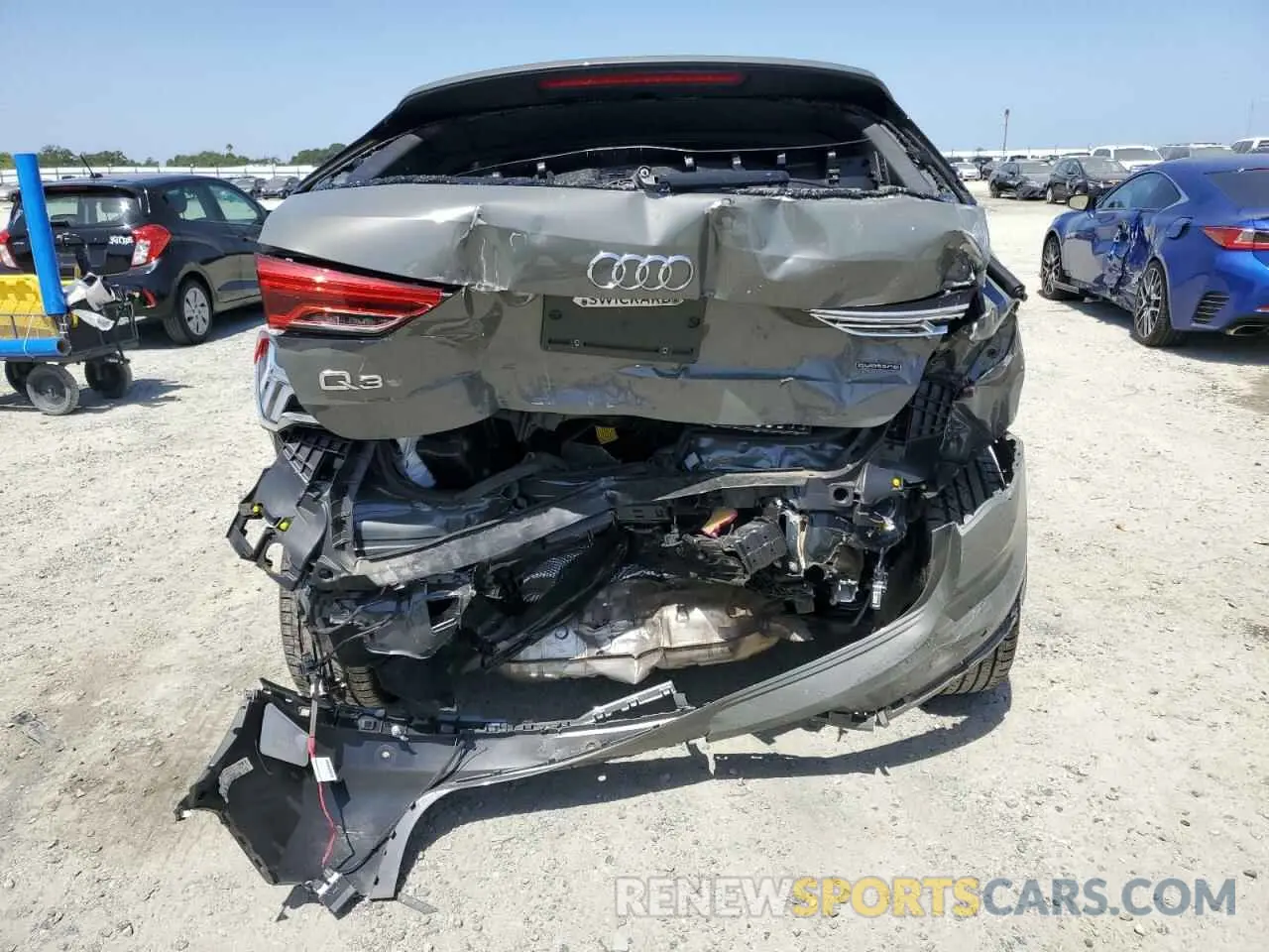 6 Photograph of a damaged car WA1EECF31R1020172 AUDI Q3 2024
