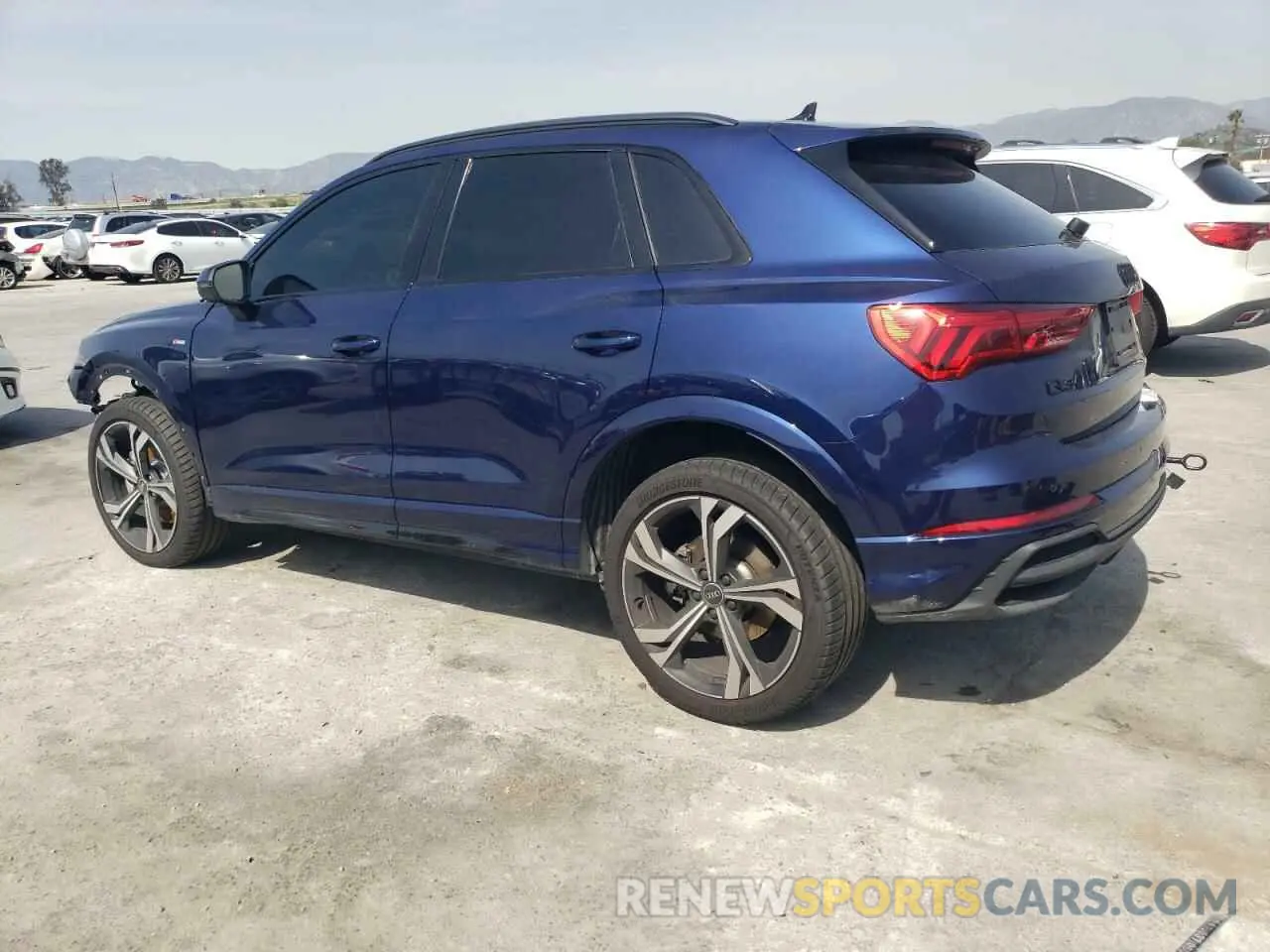 2 Photograph of a damaged car WA1EECF32R1152163 AUDI Q3 2024
