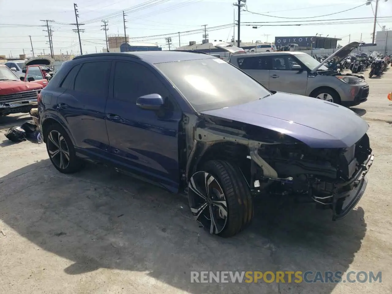 4 Photograph of a damaged car WA1EECF32R1152163 AUDI Q3 2024