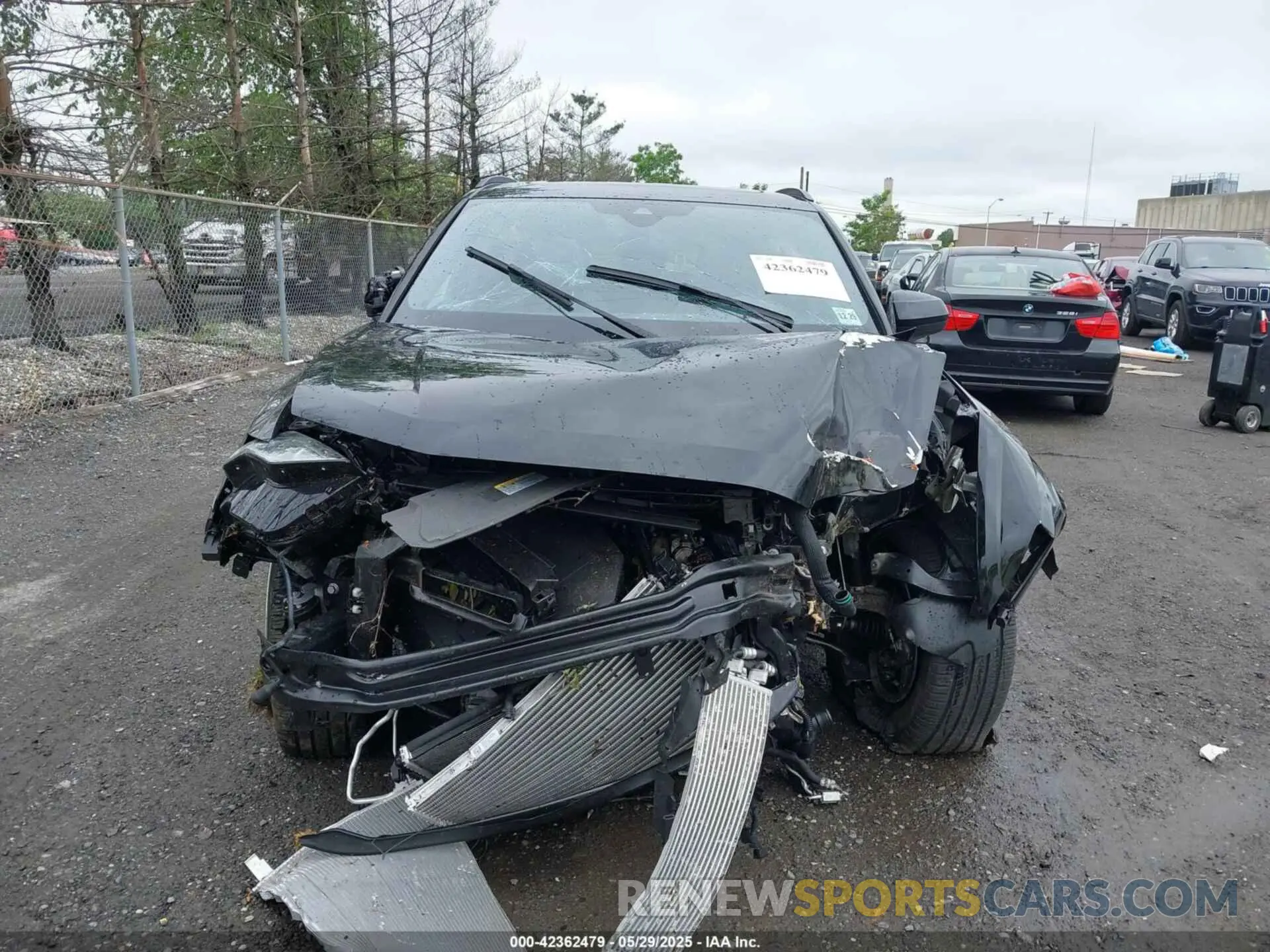 12 Photograph of a damaged car WA1EECF32R1208618 AUDI Q3 2024