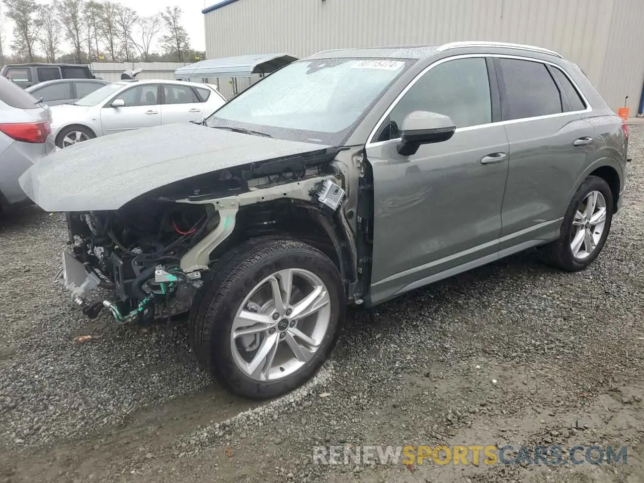 1 Photograph of a damaged car WA1EECF33R1019380 AUDI Q3 2024