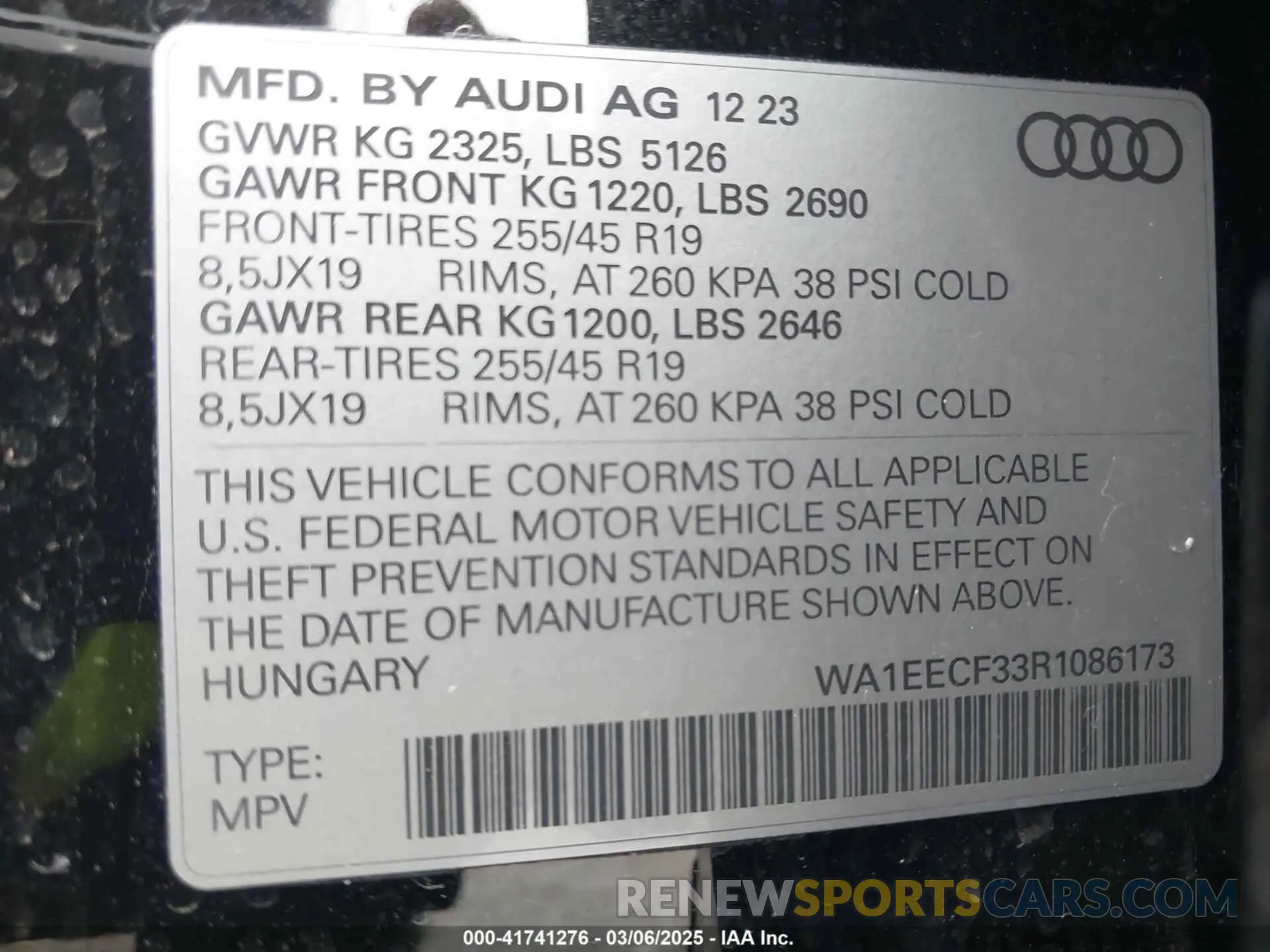 9 Photograph of a damaged car WA1EECF33R1086173 AUDI Q3 2024