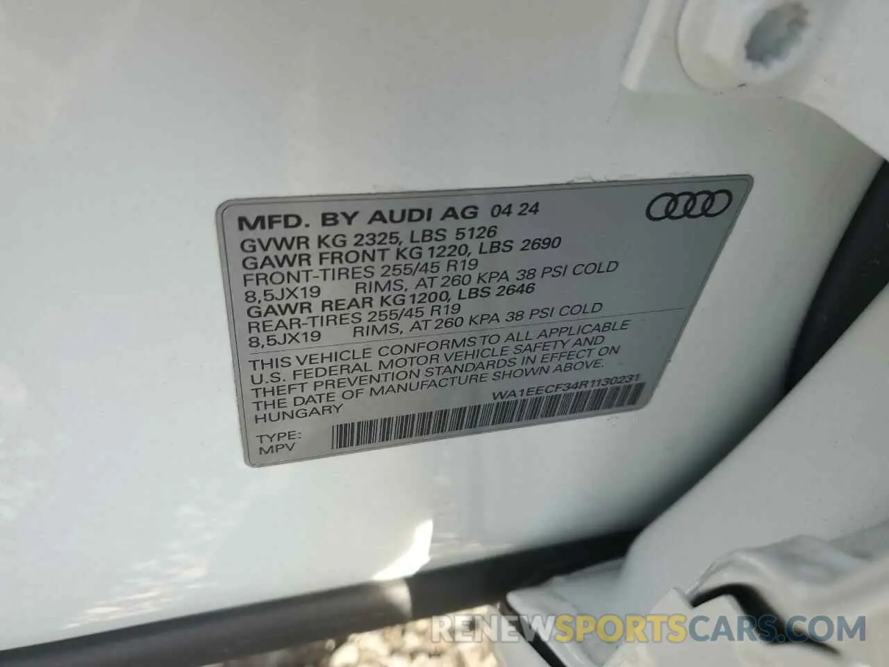 13 Photograph of a damaged car WA1EECF34R1130231 AUDI Q3 2024