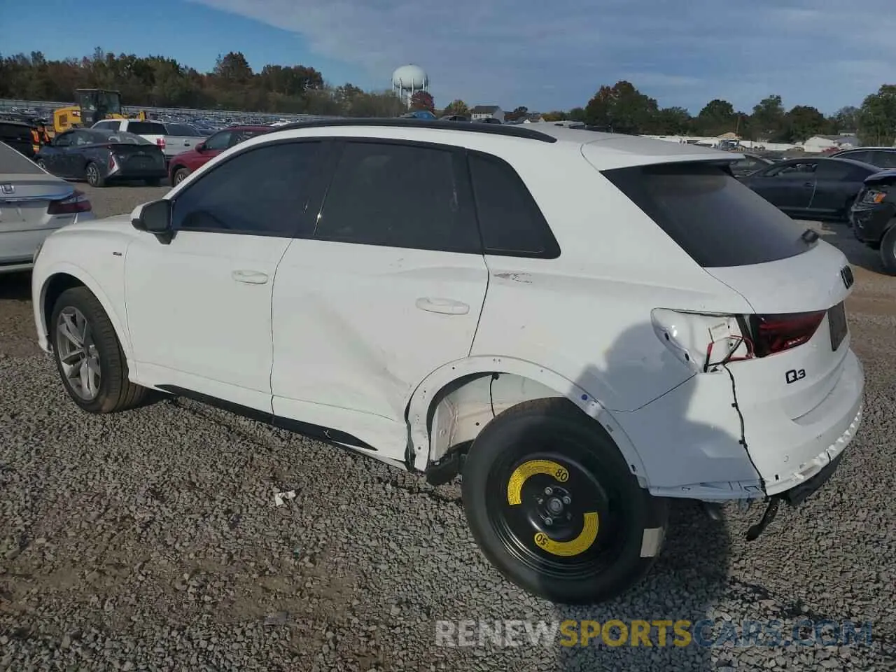 2 Photograph of a damaged car WA1EECF34R1130231 AUDI Q3 2024