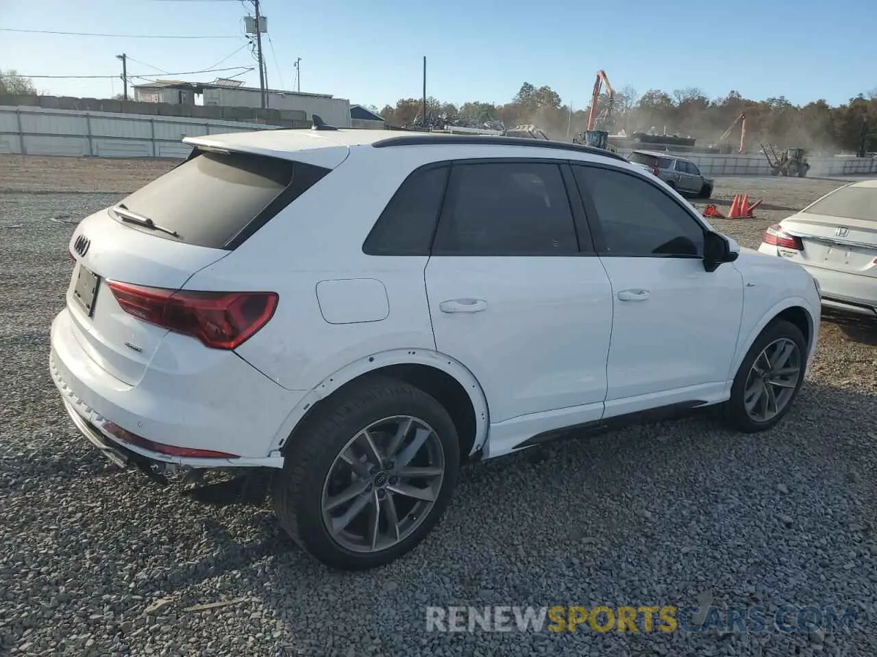 3 Photograph of a damaged car WA1EECF34R1130231 AUDI Q3 2024