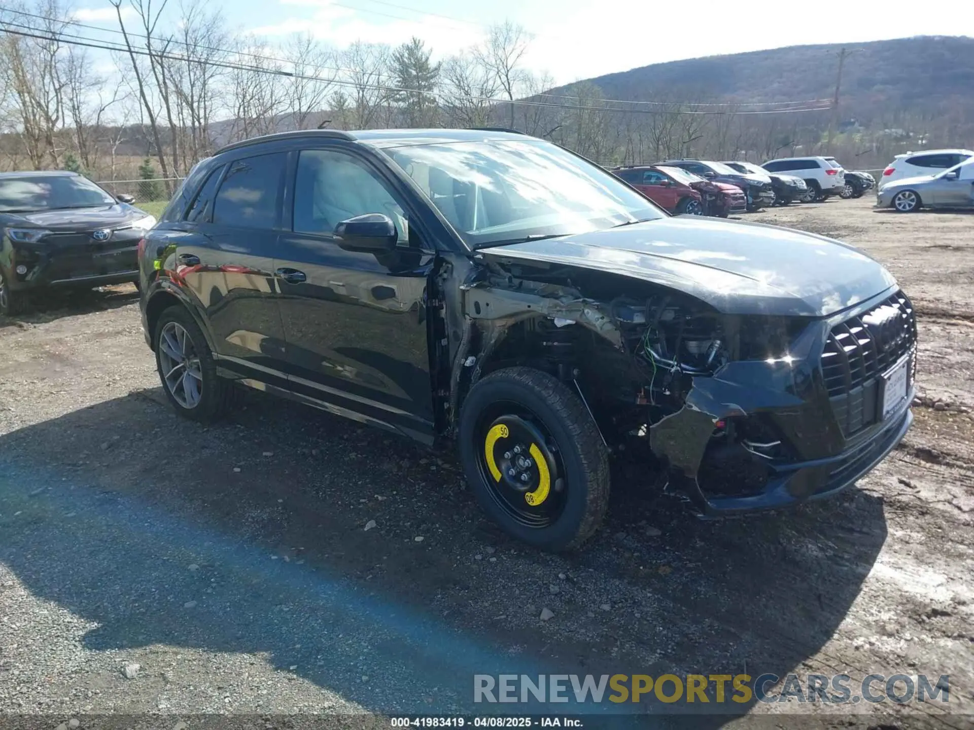 1 Photograph of a damaged car WA1EECF35R1155302 AUDI Q3 2024
