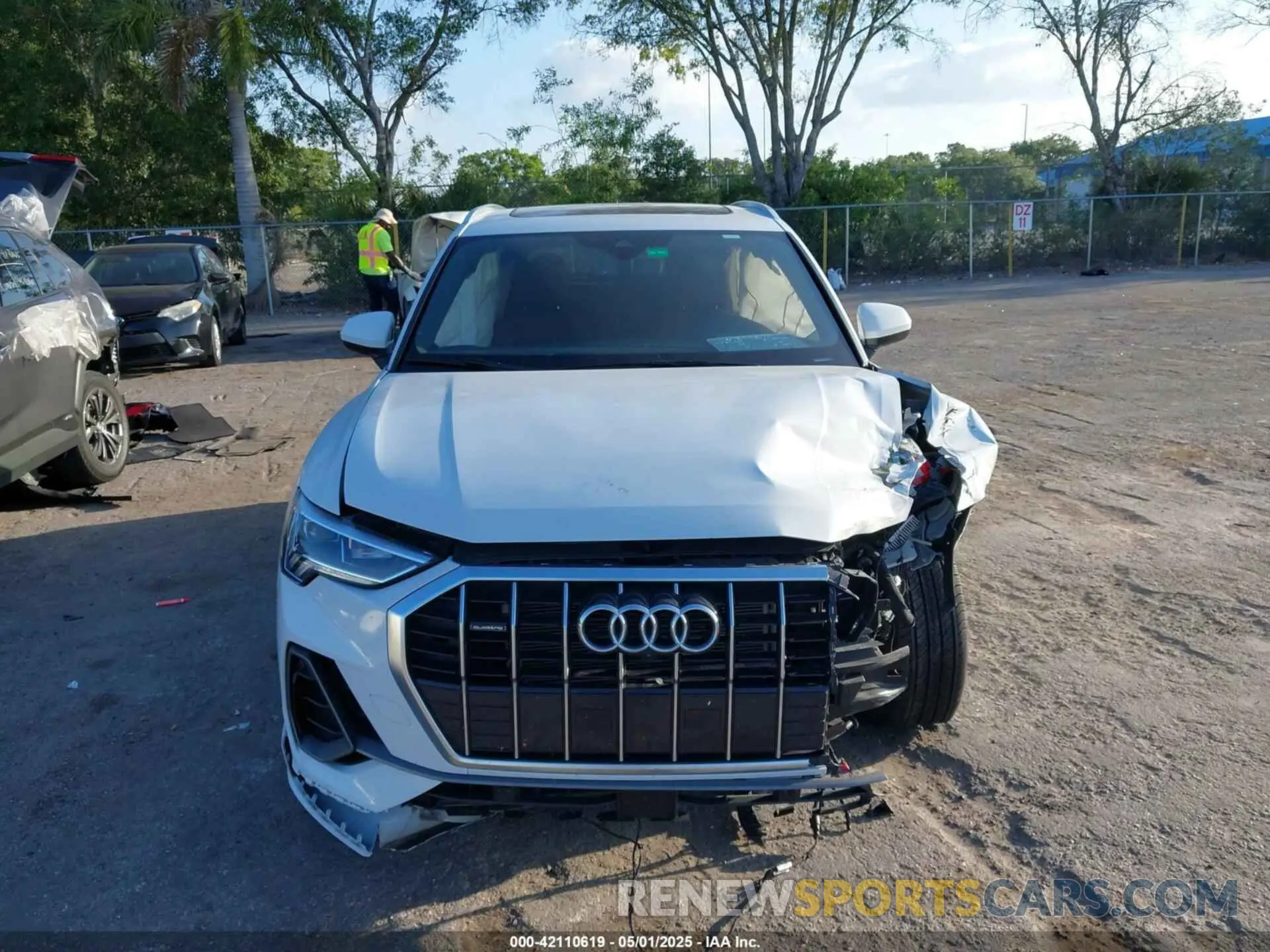 12 Photograph of a damaged car WA1EECF36R1152747 AUDI Q3 2024
