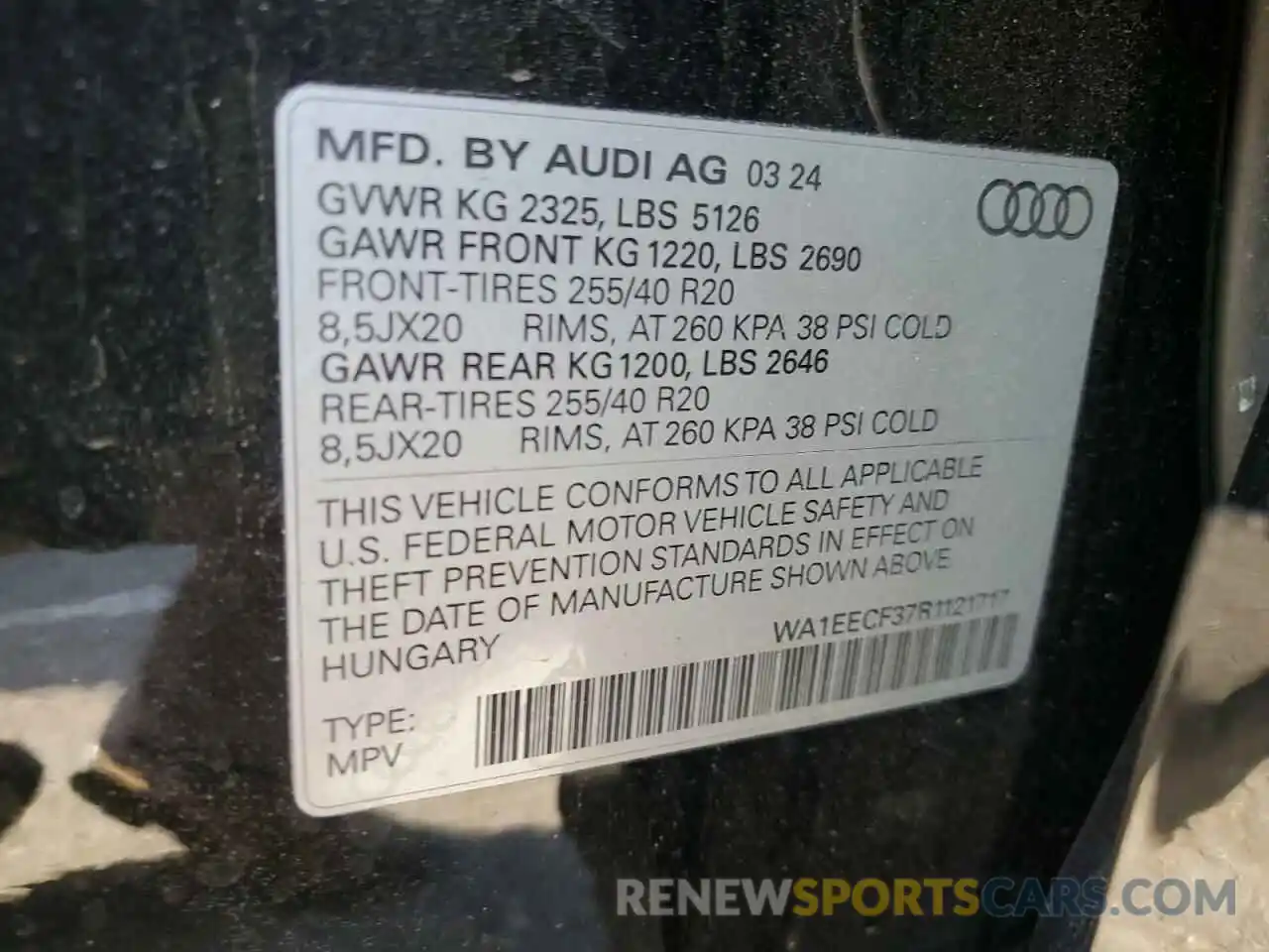 12 Photograph of a damaged car WA1EECF37R1121717 AUDI Q3 2024