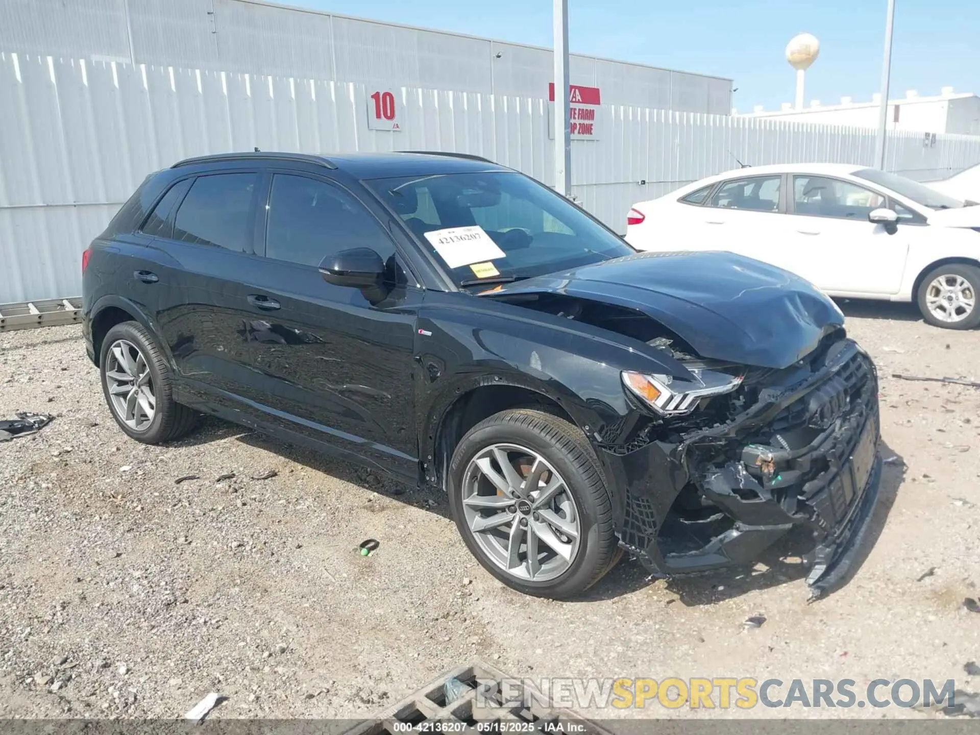 1 Photograph of a damaged car WA1EECF37R1184669 AUDI Q3 2024