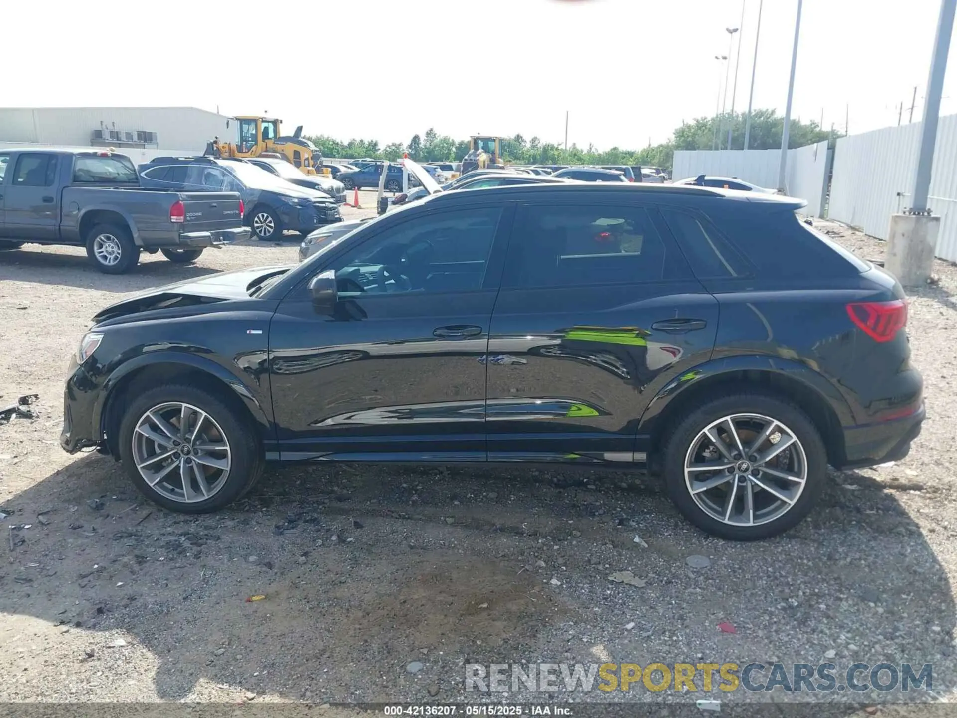 14 Photograph of a damaged car WA1EECF37R1184669 AUDI Q3 2024