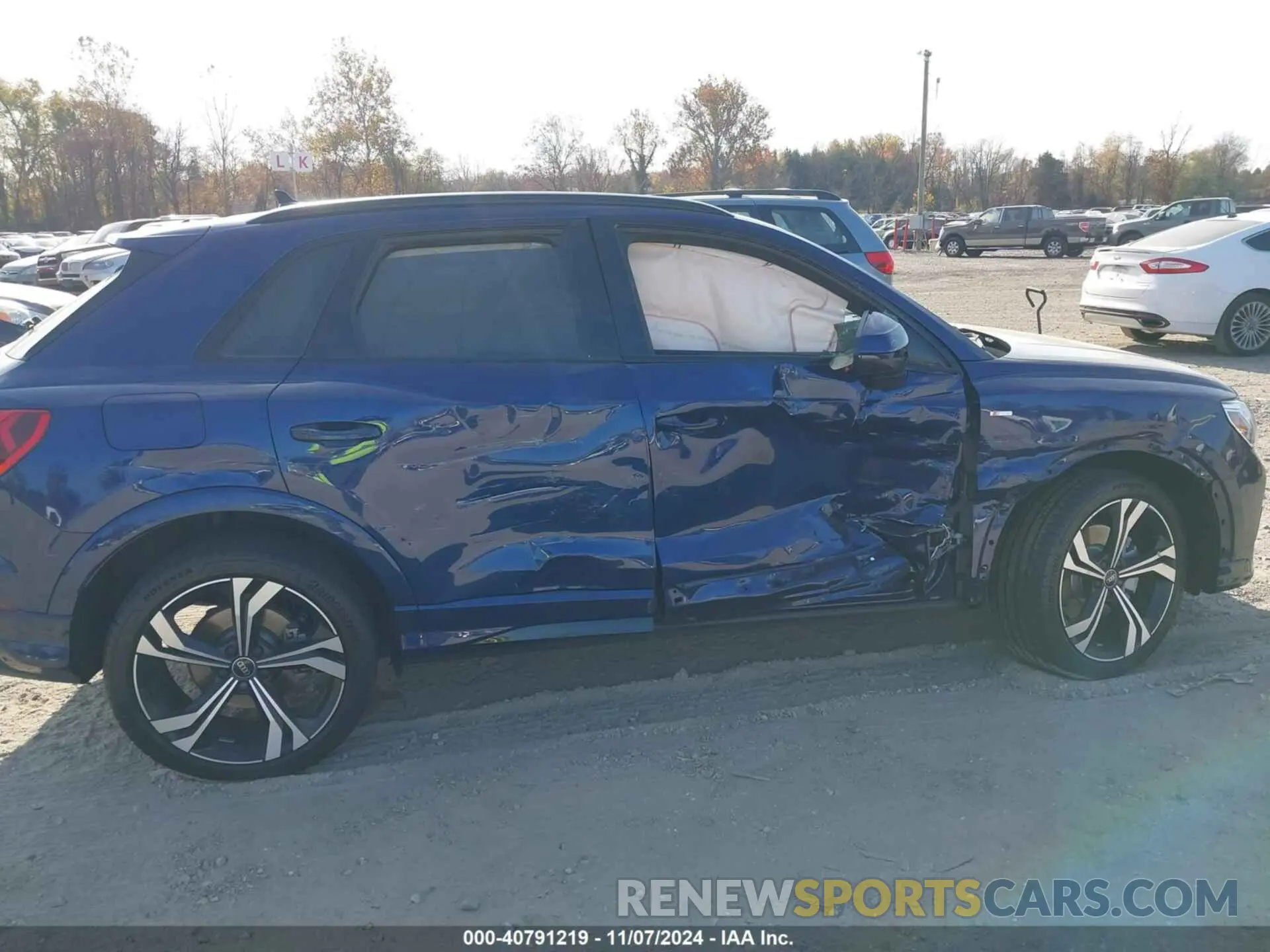 6 Photograph of a damaged car WA1EECF39R1107267 AUDI Q3 2024