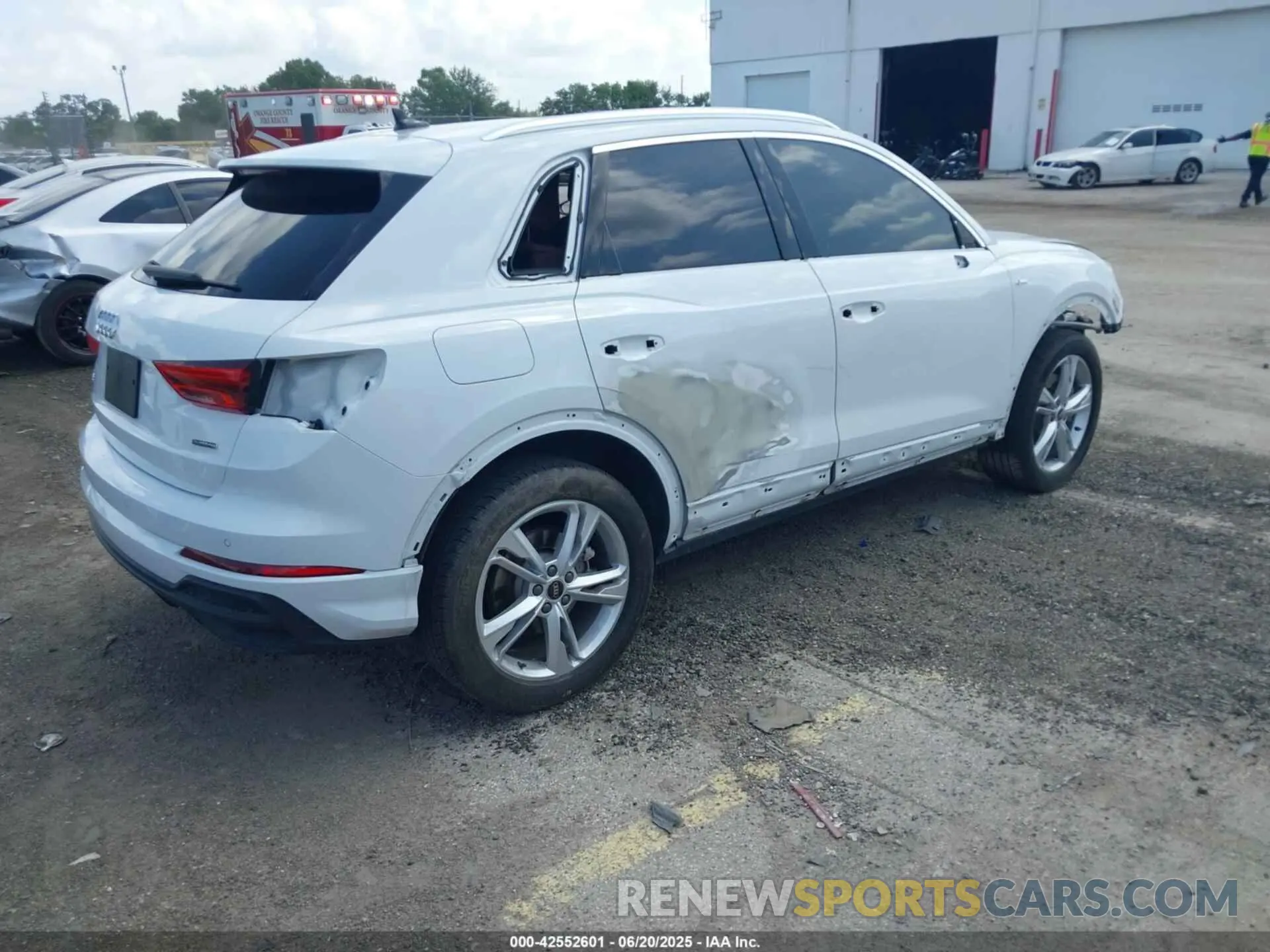 4 Photograph of a damaged car WA1EECF3XR1042154 AUDI Q3 2024