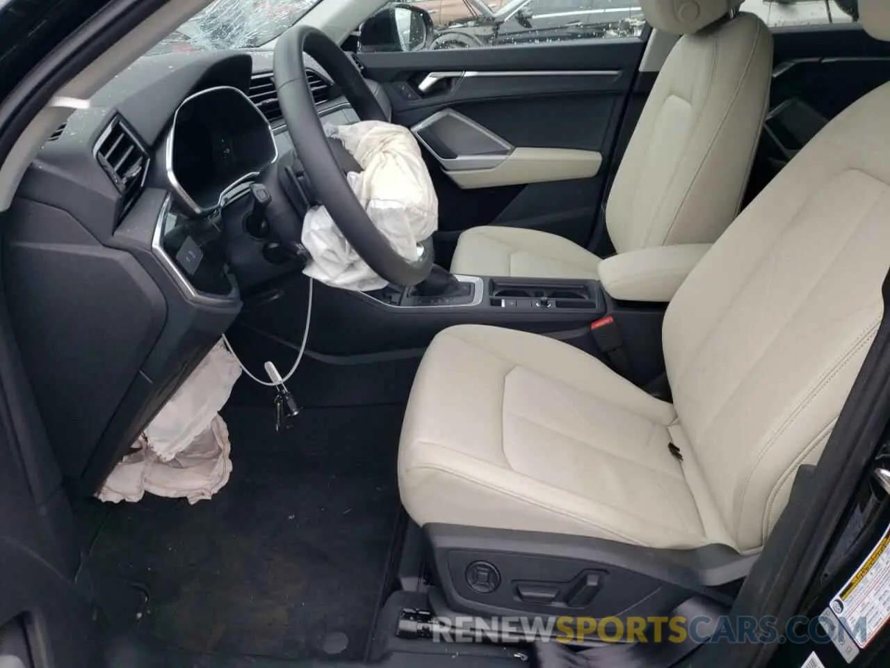 7 Photograph of a damaged car WA1EECF3XR1101736 AUDI Q3 2024