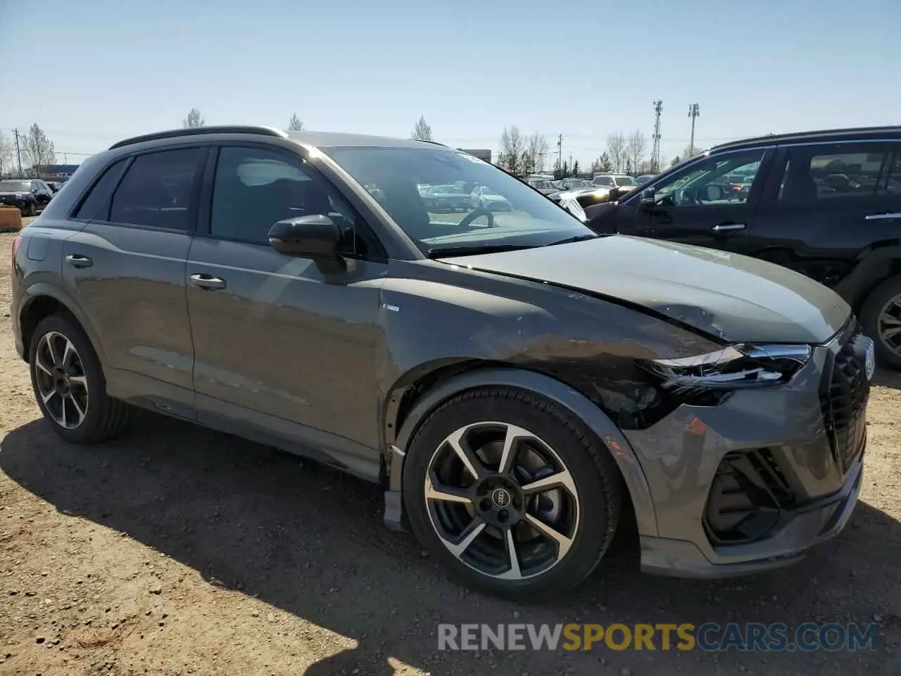 4 Photograph of a damaged car WA1FECF35R1174131 AUDI Q3 2024