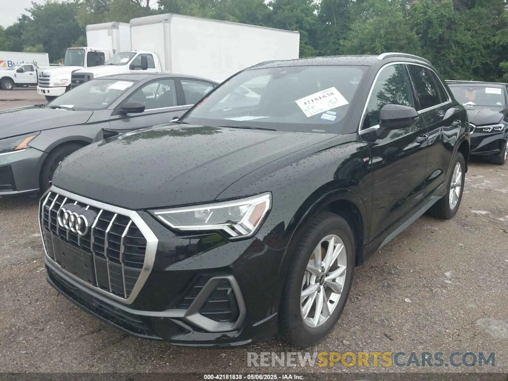 2 Photograph of a damaged car WA1DECF32S1016309 AUDI Q3 2025