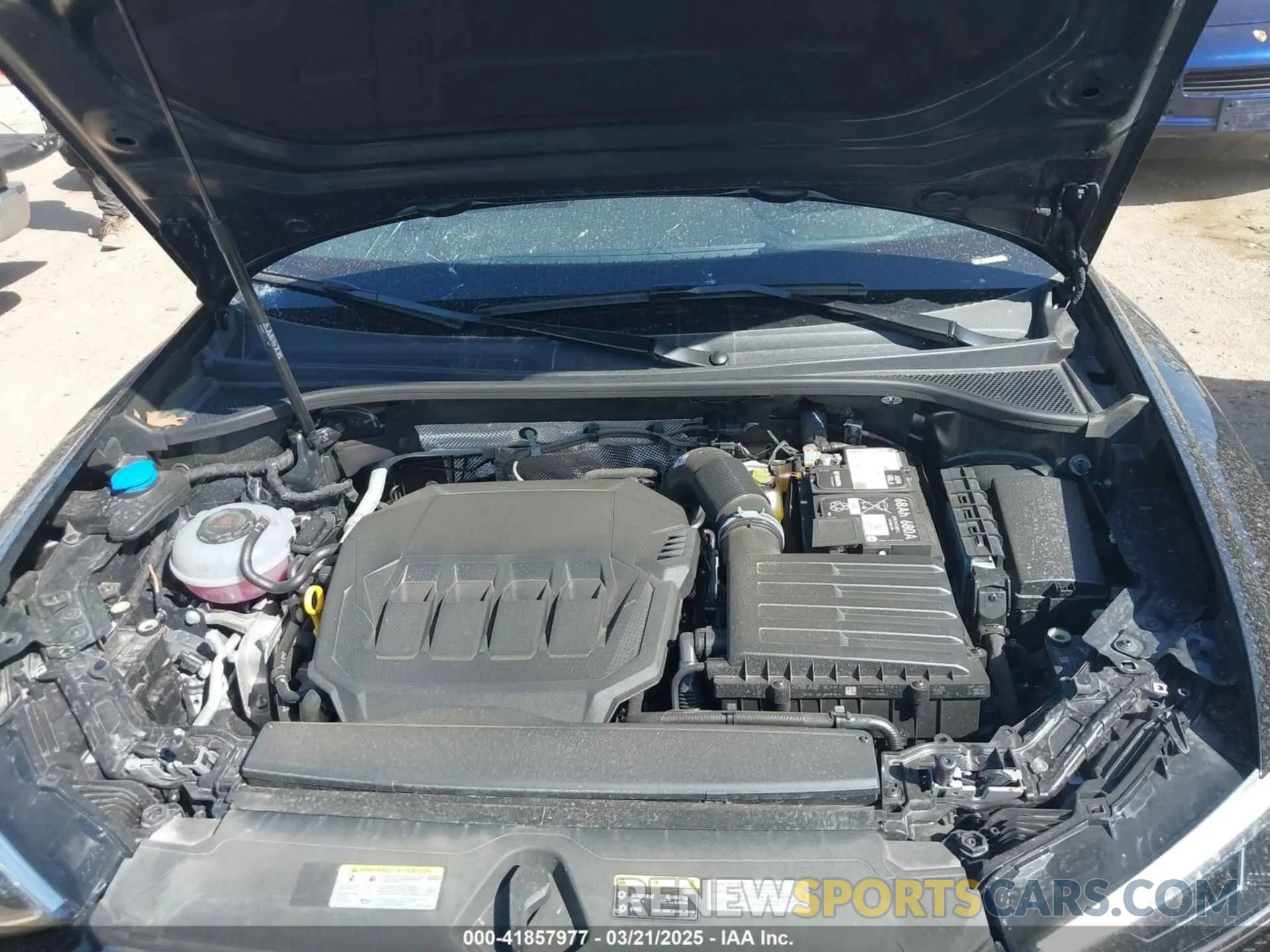 10 Photograph of a damaged car WA1DECF36S1013719 AUDI Q3 2025