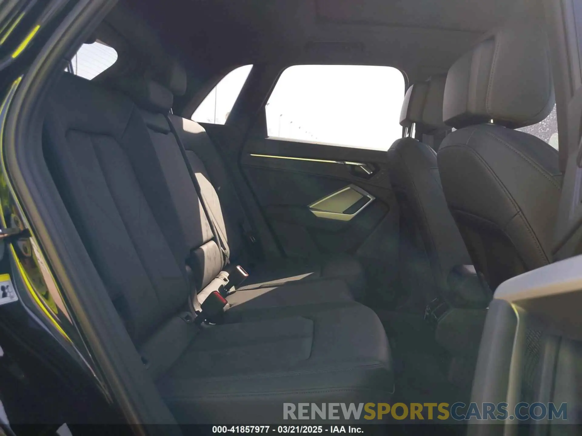 8 Photograph of a damaged car WA1DECF36S1013719 AUDI Q3 2025