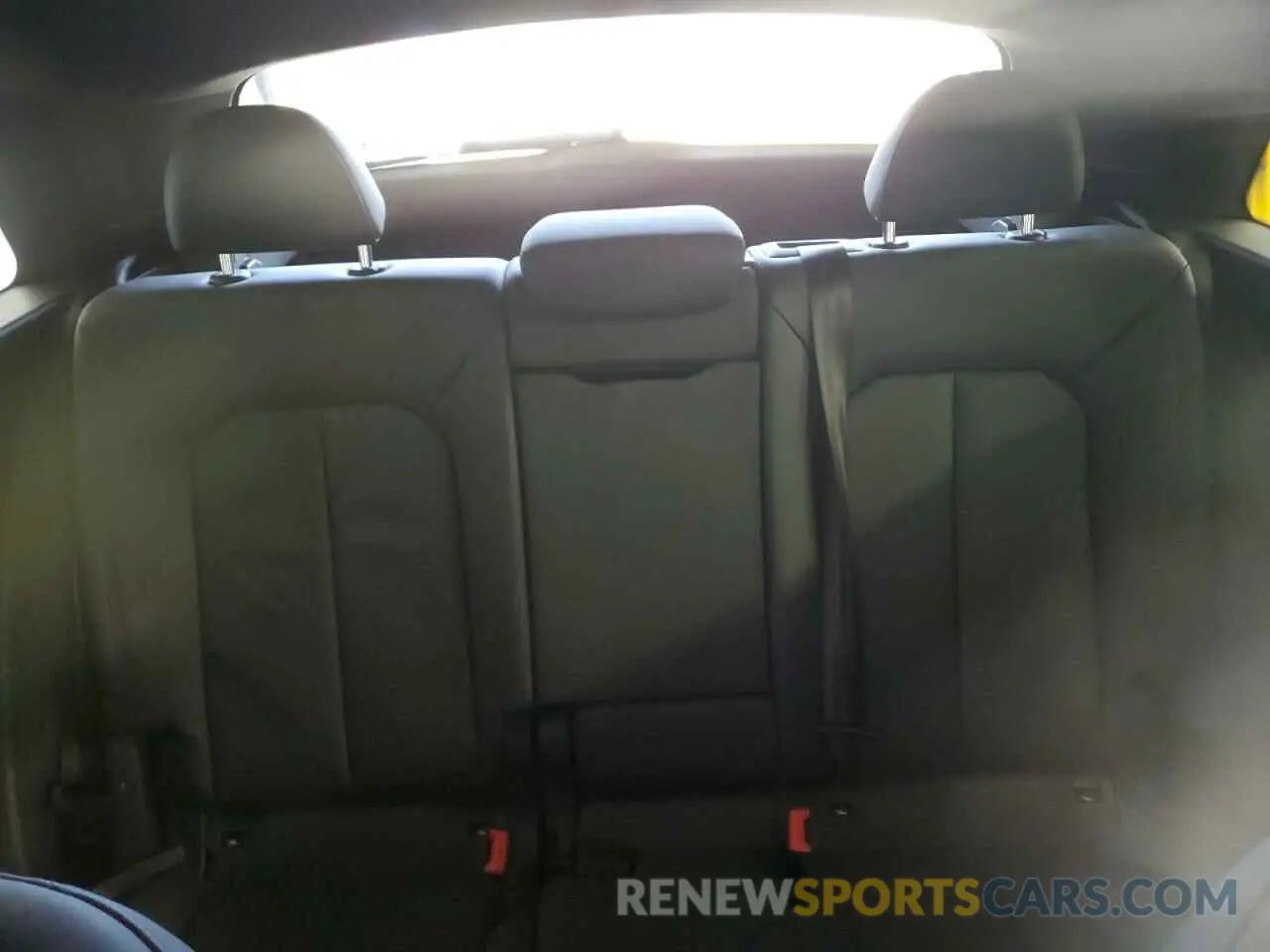 10 Photograph of a damaged car WA1DECF37S1009467 AUDI Q3 2025