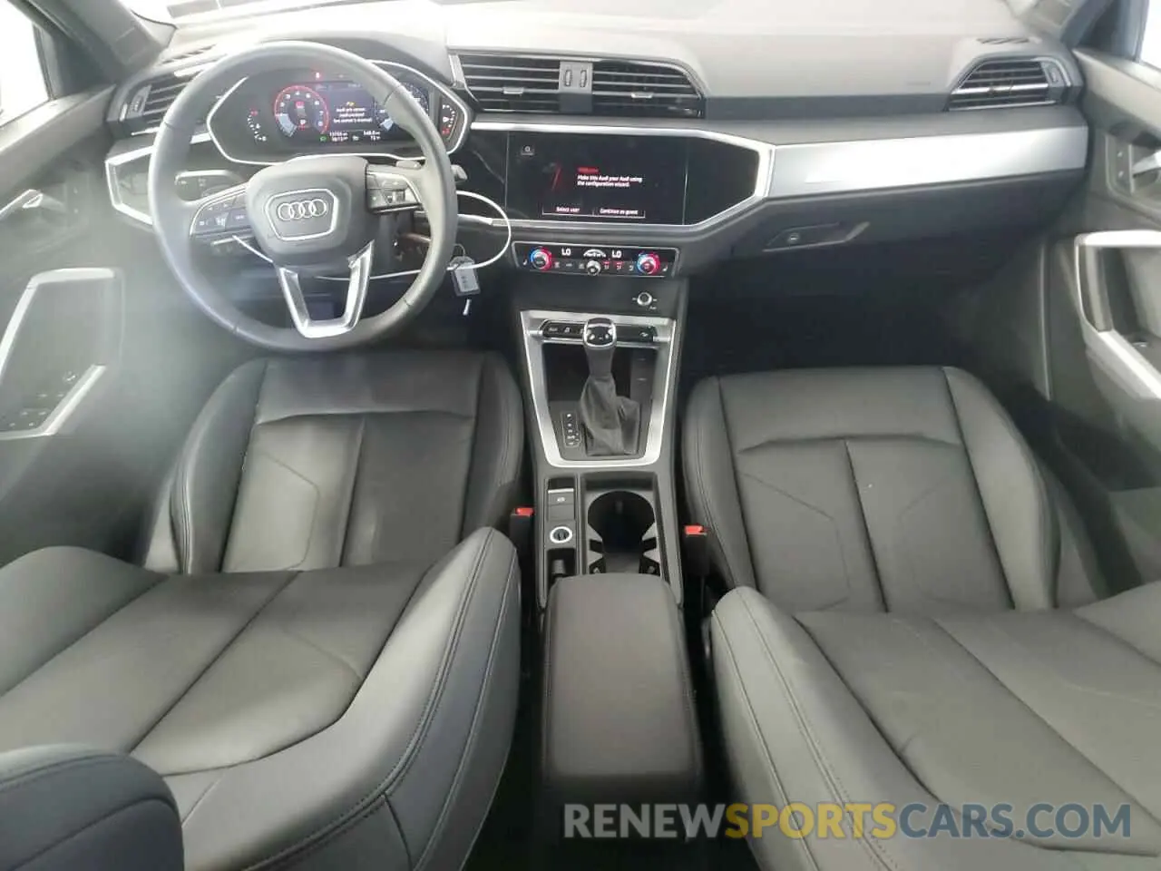 8 Photograph of a damaged car WA1DECF37S1009467 AUDI Q3 2025