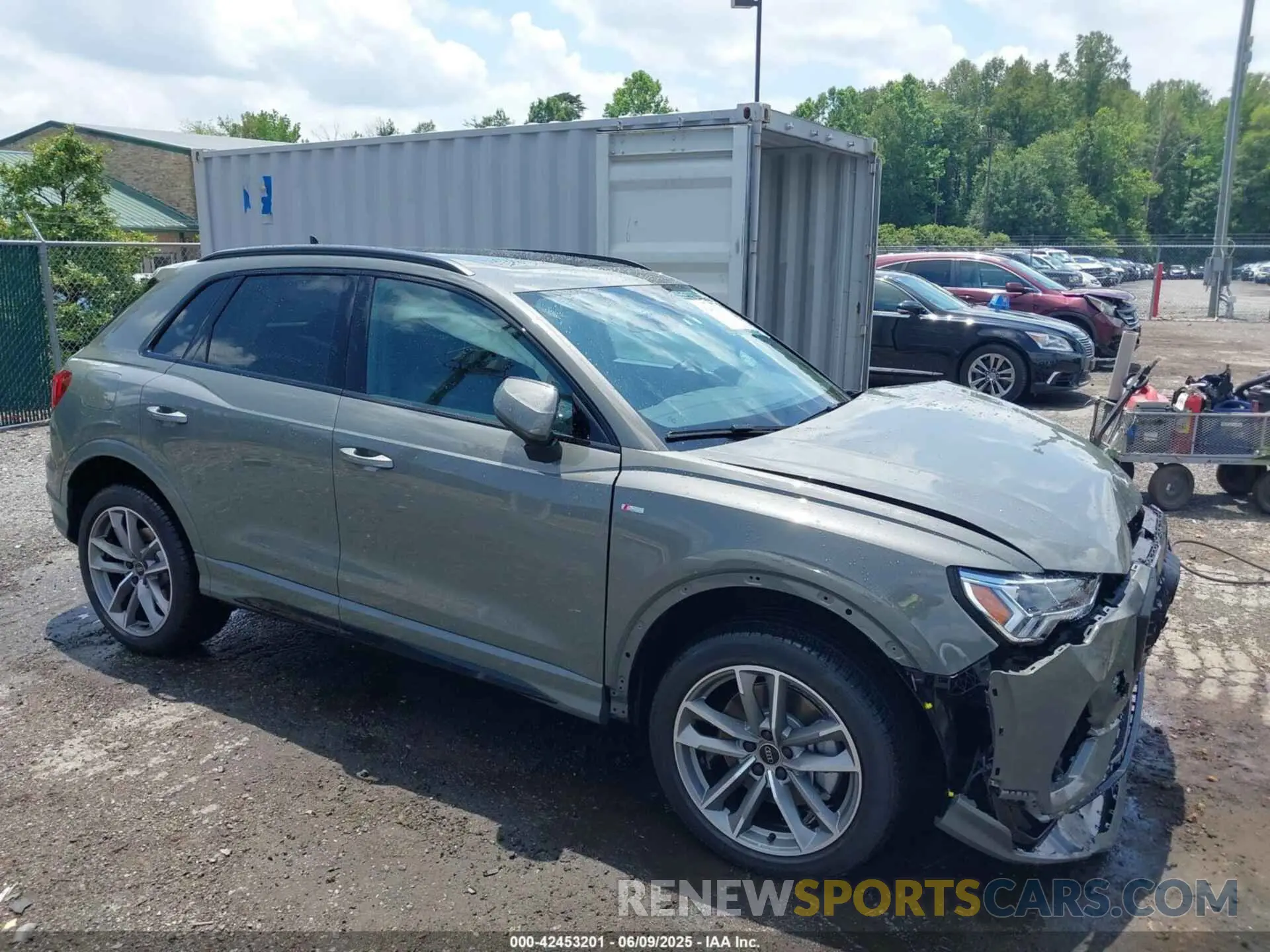1 Photograph of a damaged car WA1DECF37S1018718 AUDI Q3 2025
