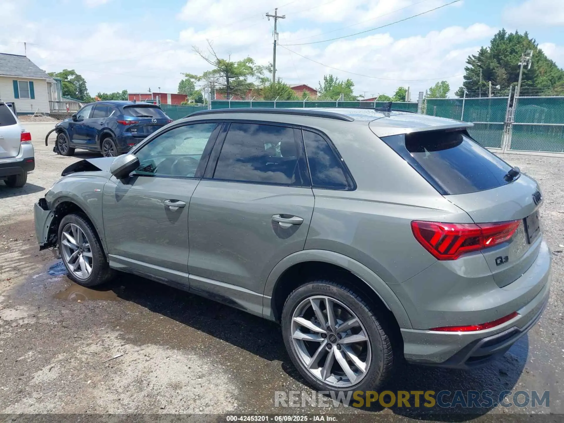 3 Photograph of a damaged car WA1DECF37S1018718 AUDI Q3 2025
