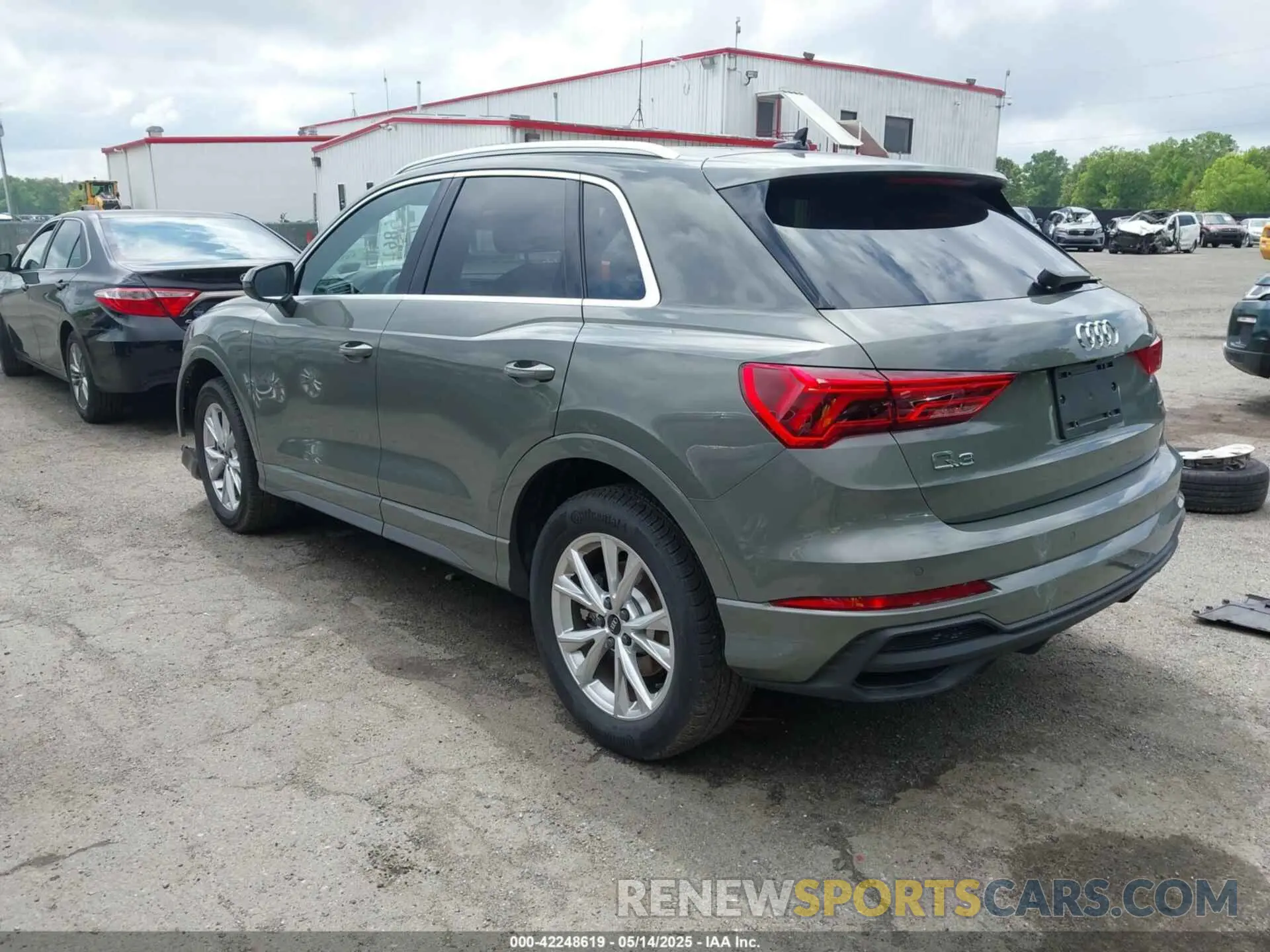 3 Photograph of a damaged car WA1DECF38S1061741 AUDI Q3 2025