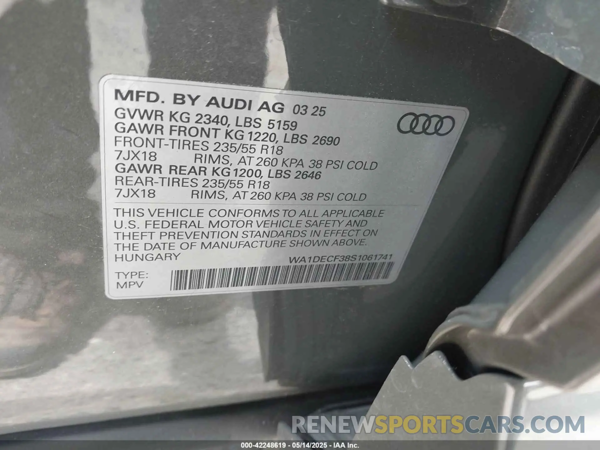9 Photograph of a damaged car WA1DECF38S1061741 AUDI Q3 2025