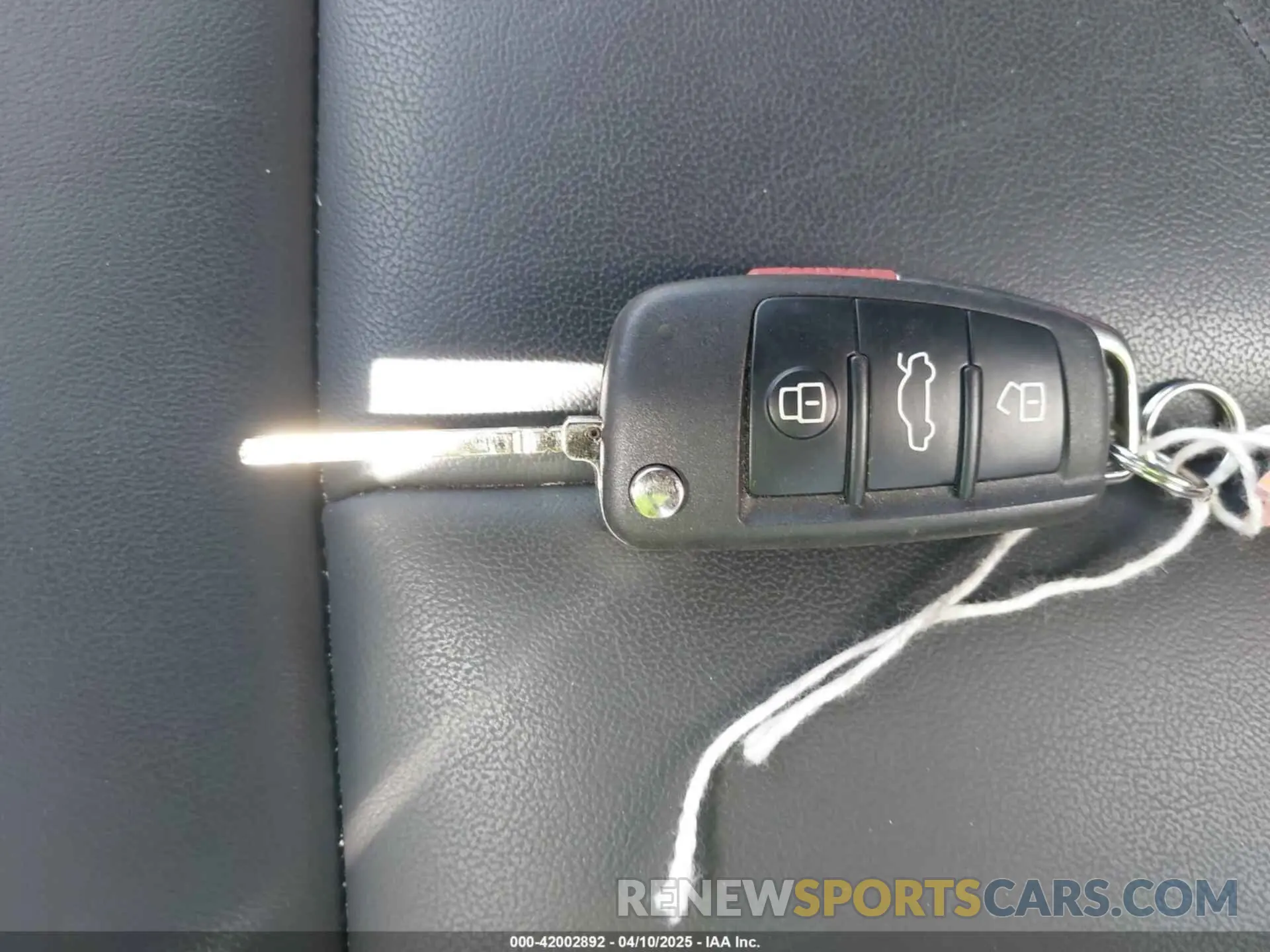 11 Photograph of a damaged car WA1DECF39S1016467 AUDI Q3 2025