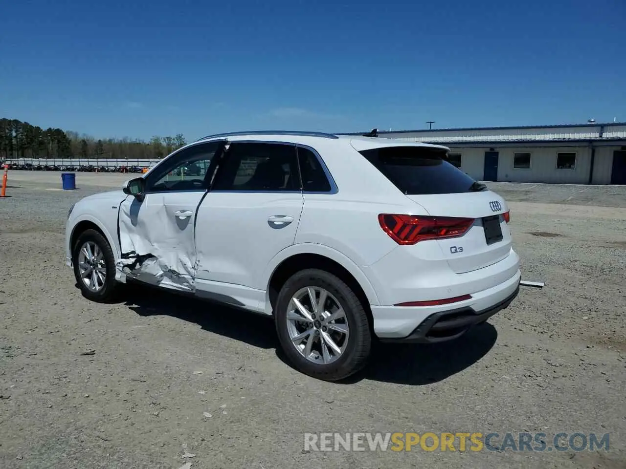 2 Photograph of a damaged car WA1EECF31S1040573 AUDI Q3 2025