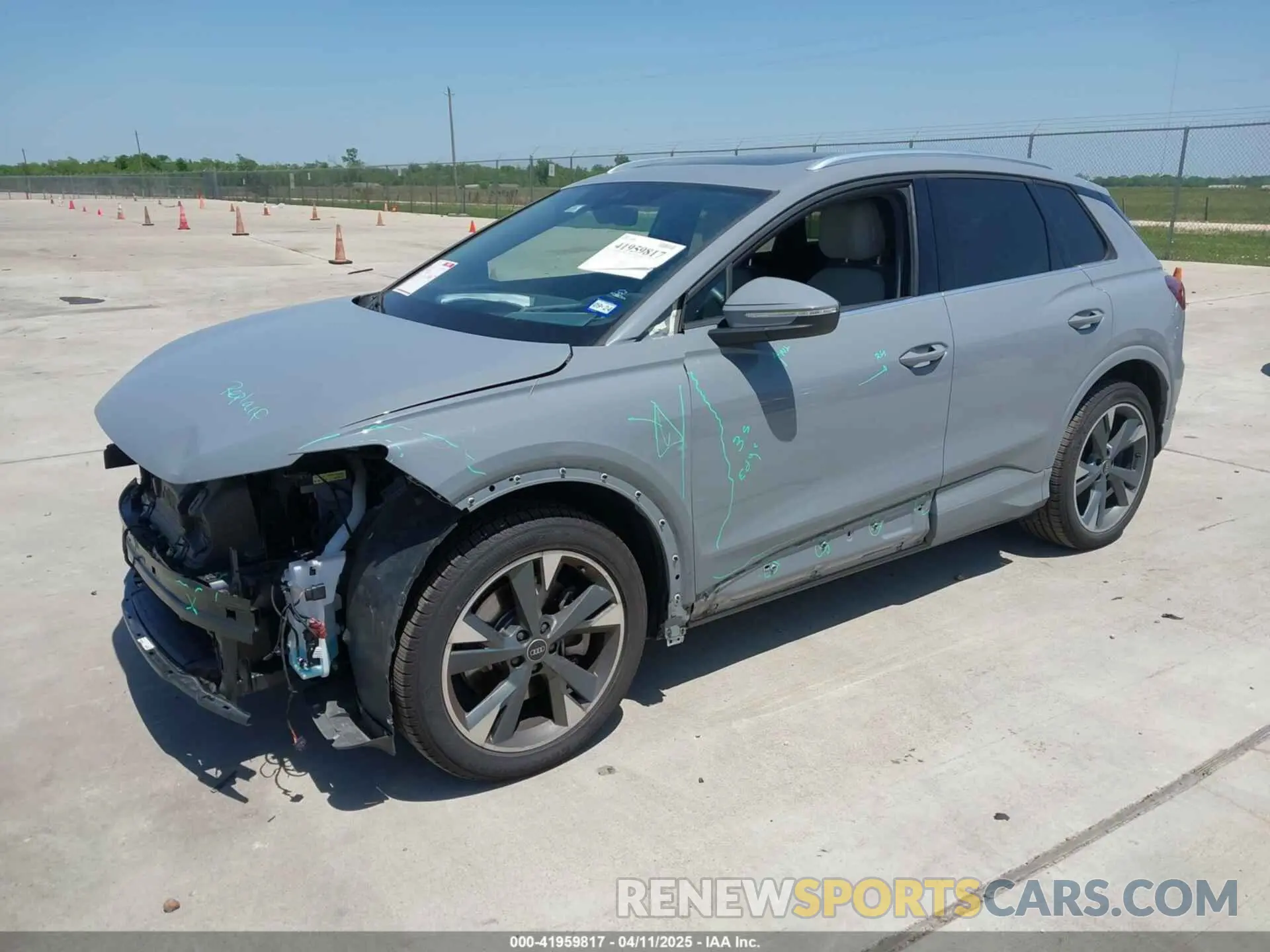 2 Photograph of a damaged car WA1G2BFZ8NP048025 AUDI Q4 E-TRON 2022