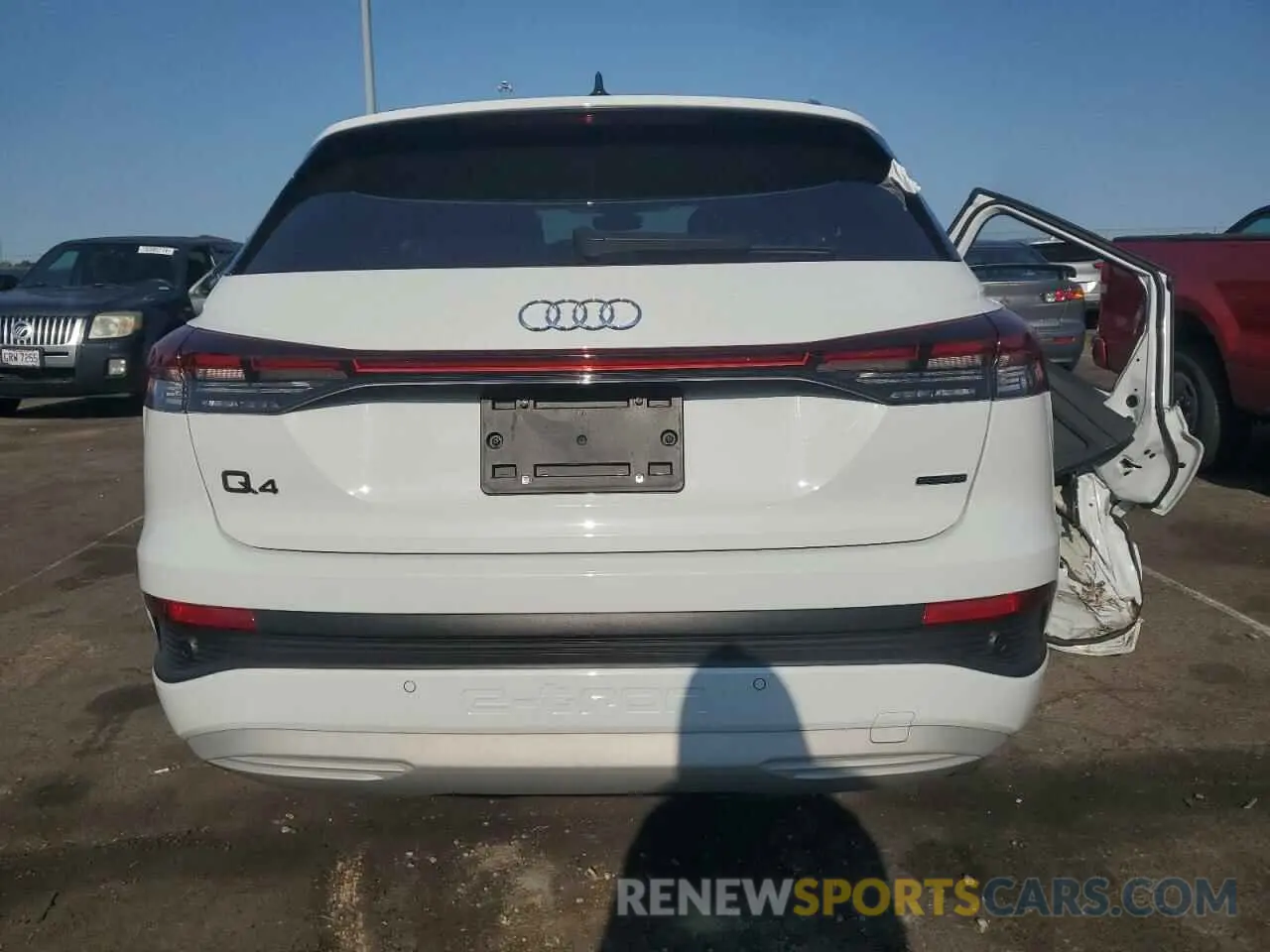 6 Photograph of a damaged car WA1H2BFZ8NP042620 AUDI Q4 E-TRON 2022