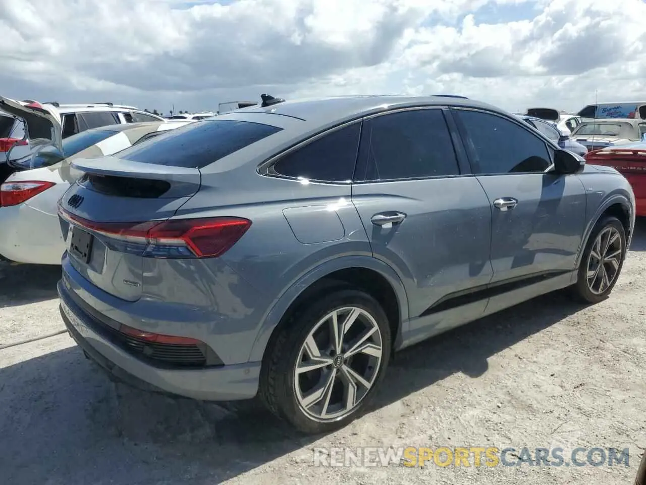 3 Photograph of a damaged car WA132BFZ1PP073382 AUDI Q4 E-TRON 2023