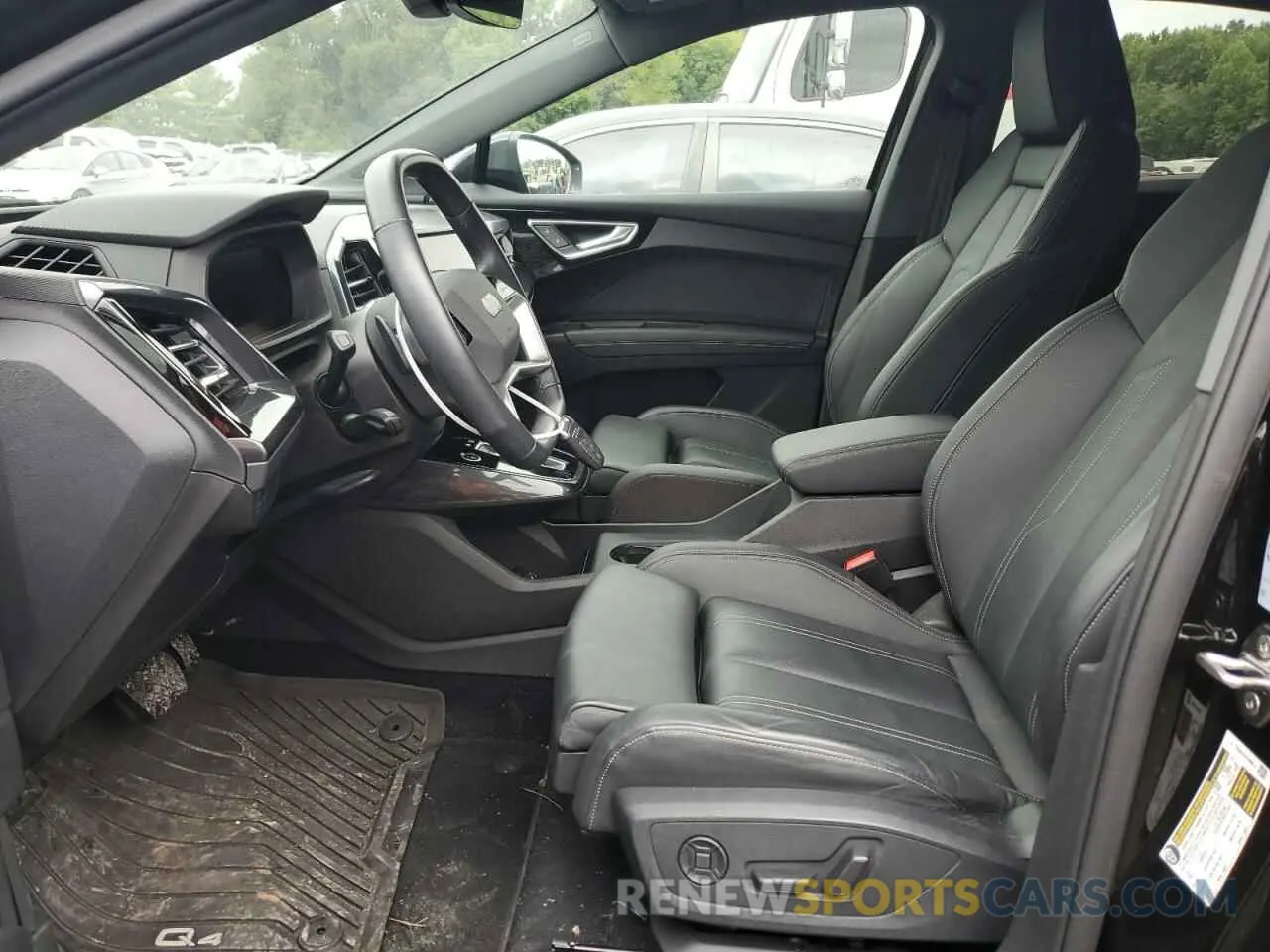 7 Photograph of a damaged car WA132BFZ6PP033301 AUDI Q4 E-TRON 2023