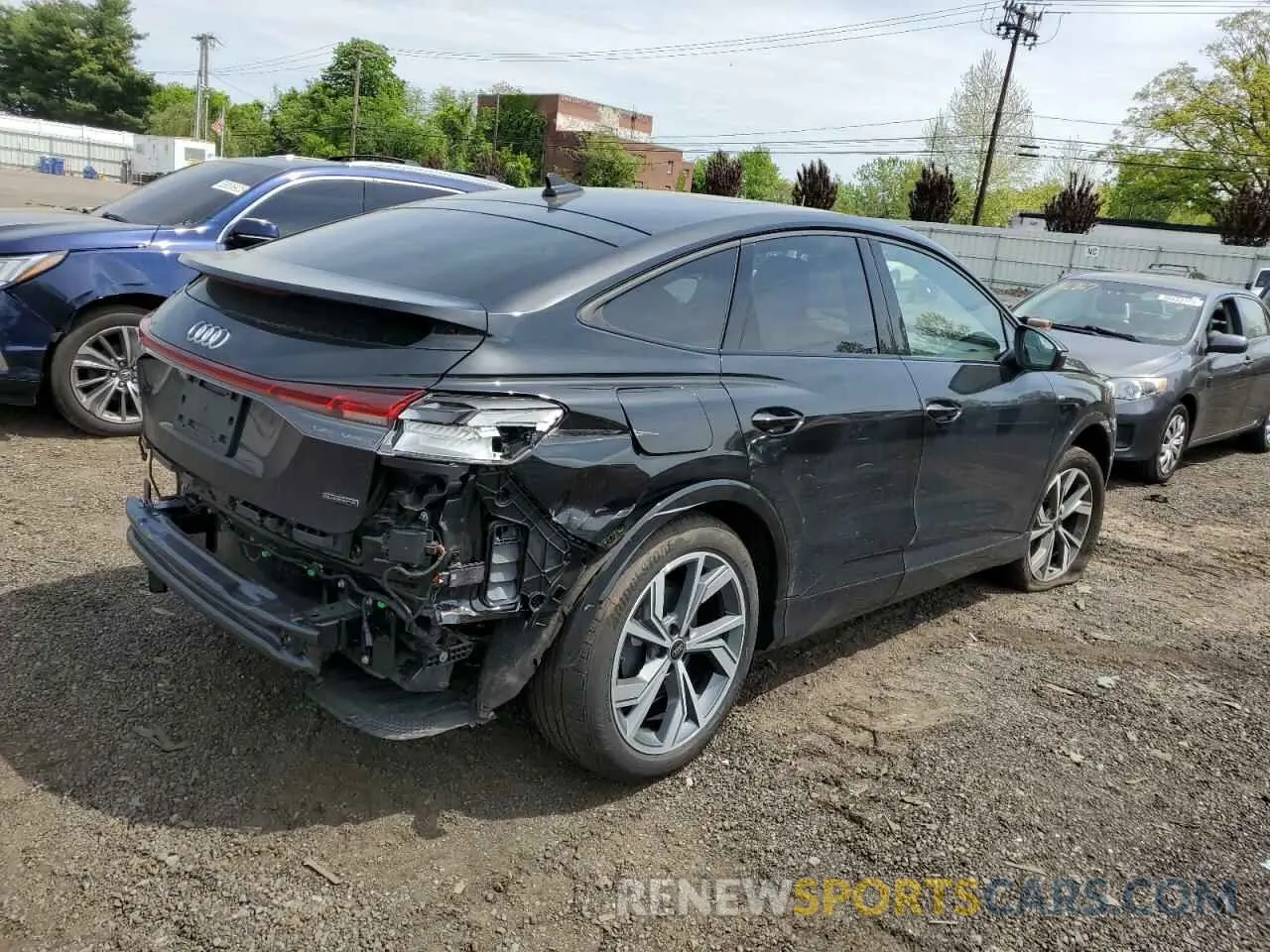 3 Photograph of a damaged car WA132BFZ8PP065537 AUDI Q4 E-TRON 2023