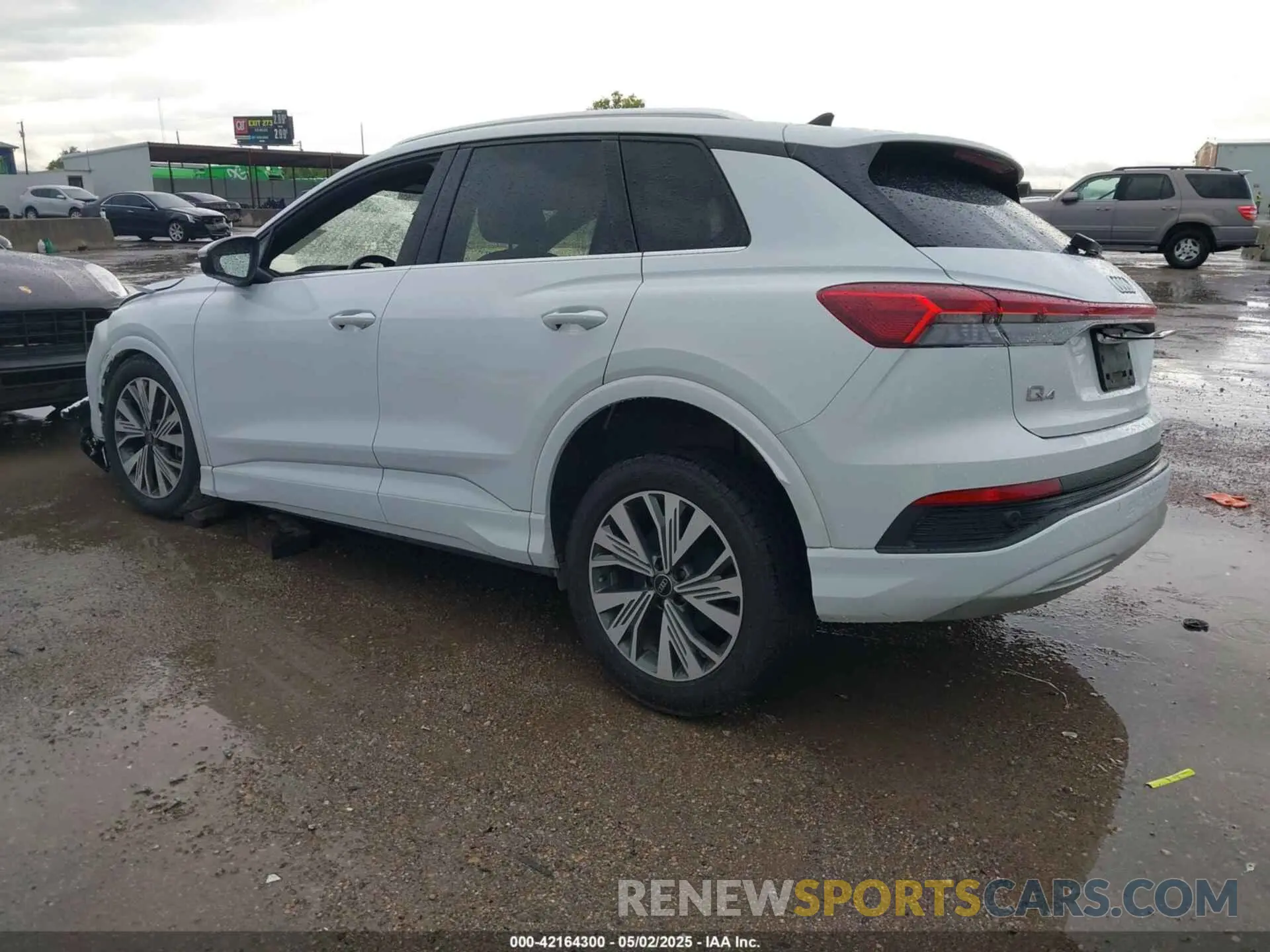 3 Photograph of a damaged car WA1ACBFZ2PP058412 AUDI Q4 E-TRON 2023