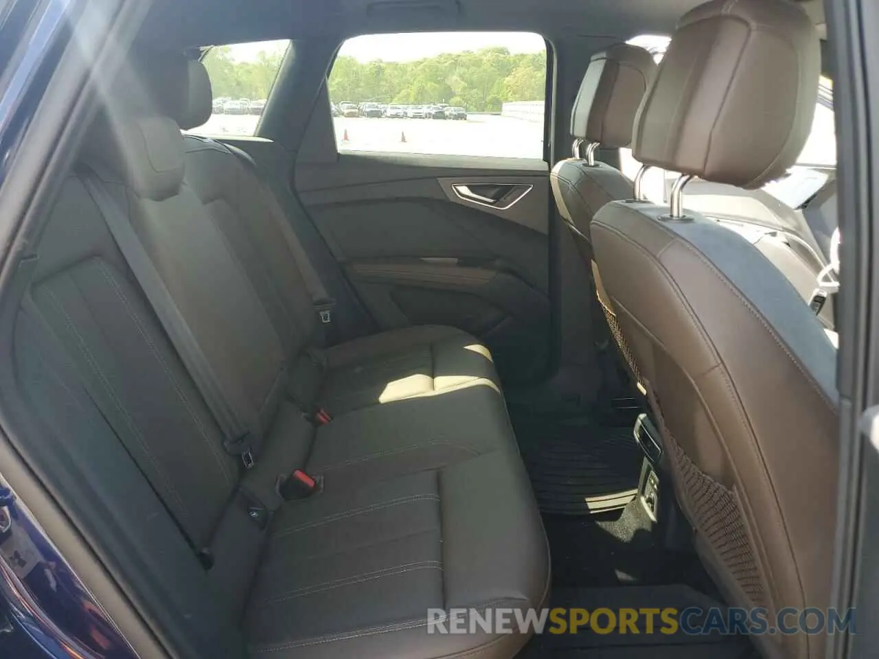 11 Photograph of a damaged car WA1ACBFZ5PP032418 AUDI Q4 E-TRON 2023