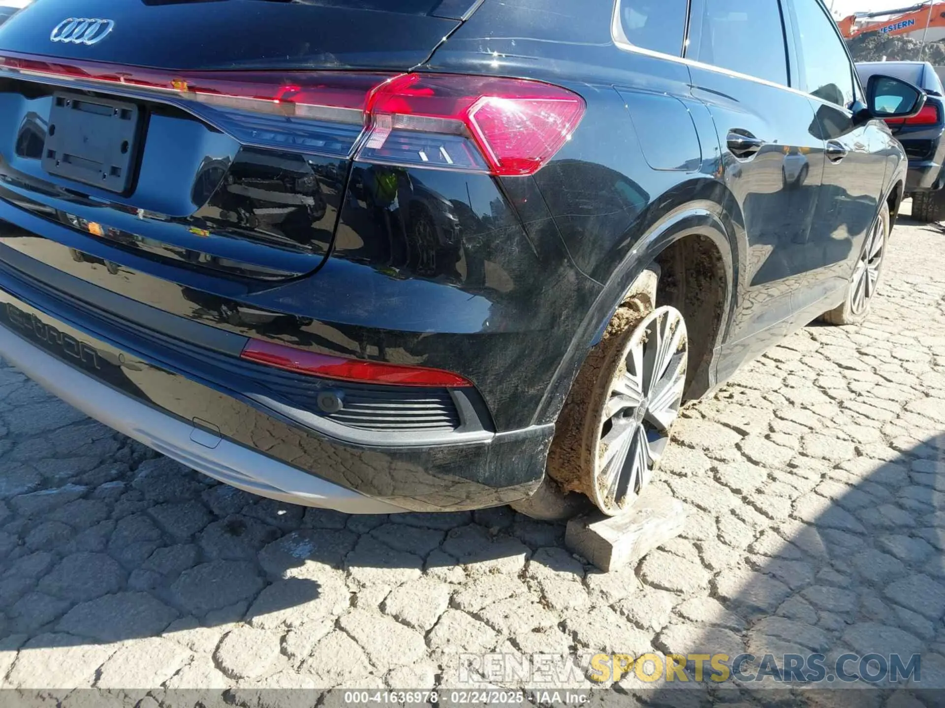 6 Photograph of a damaged car WA1ACBFZ9PP079029 AUDI Q4 E-TRON 2023