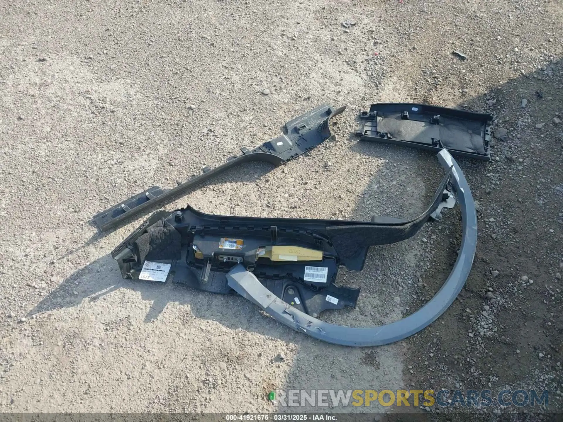 9 Photograph of a damaged car WA1BCBFZ3PP019686 AUDI Q4 E-TRON 2023